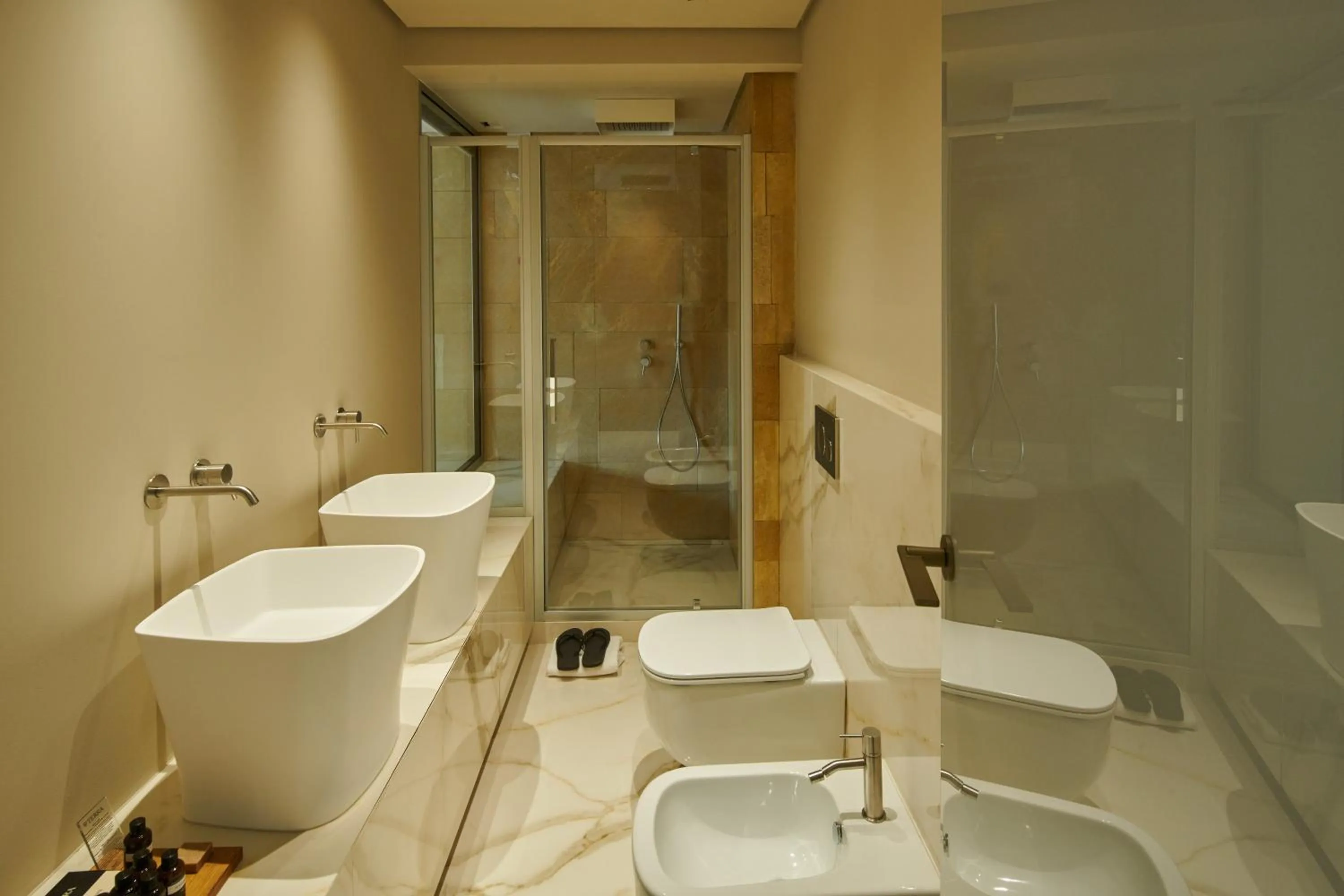 Bathroom in Palazzo Sangiorgio