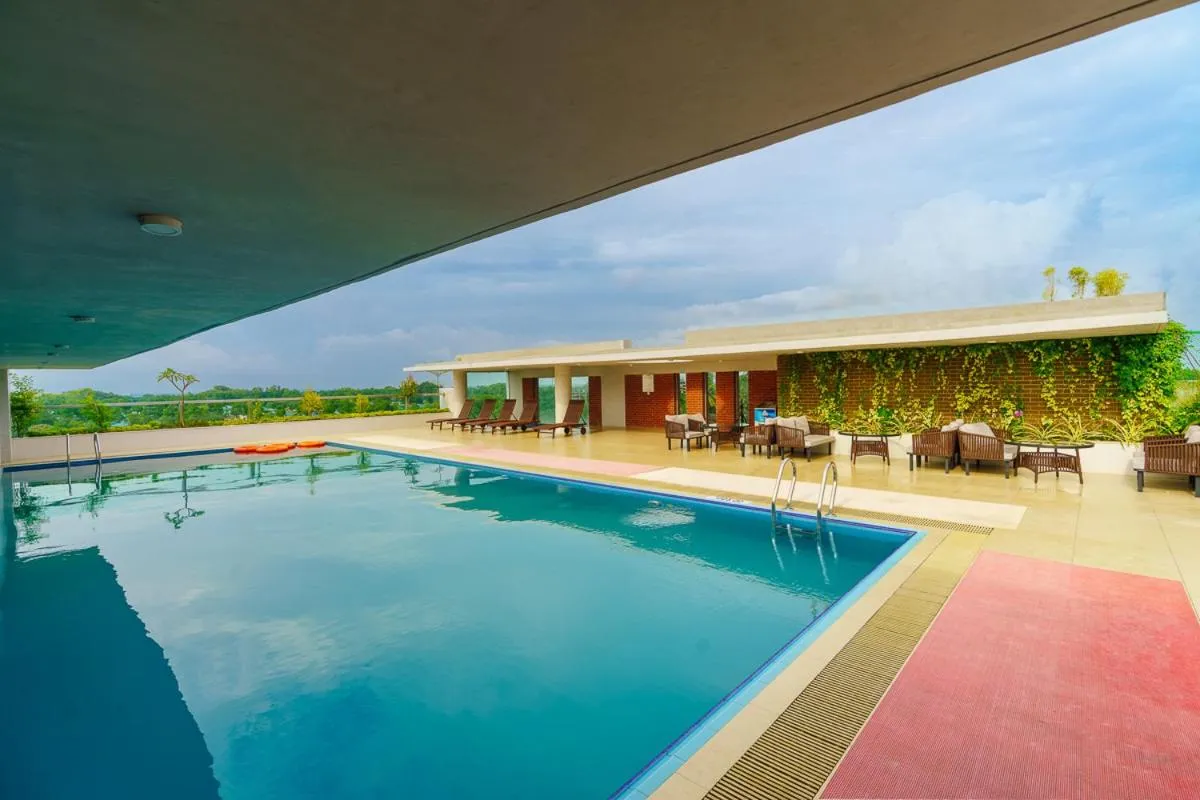 Swimming pool in Best Western Heritage