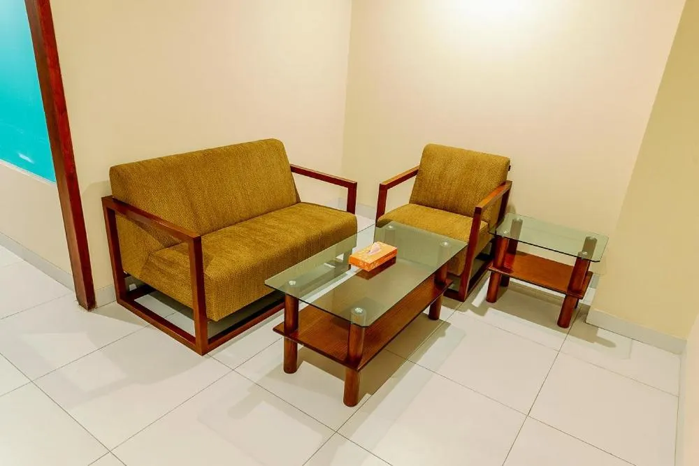 Seating area in Best Western Heritage