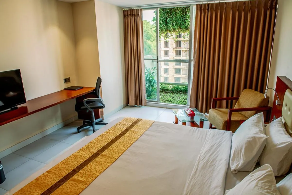 Bed in Best Western Heritage