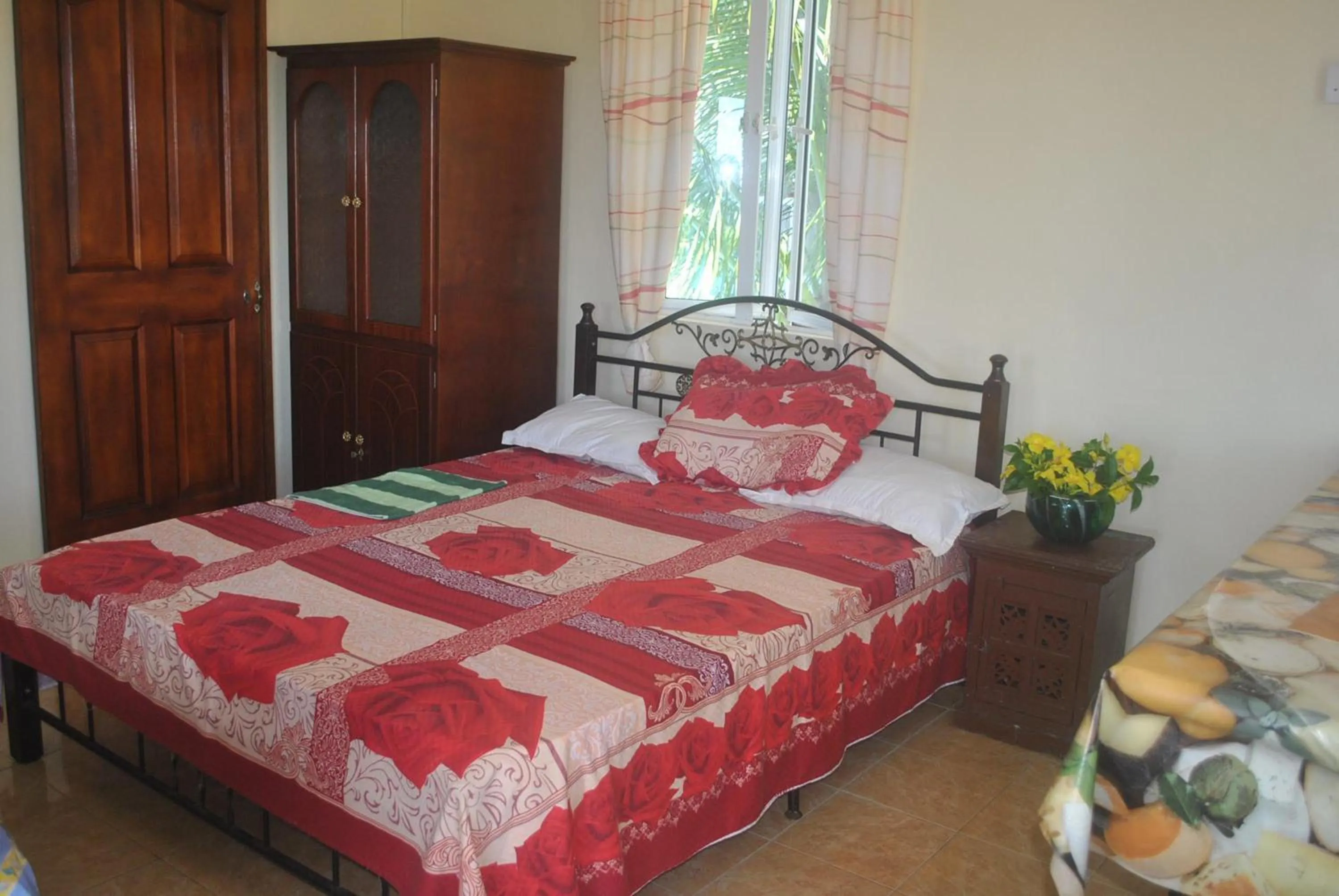 Bed in Bob Apartments