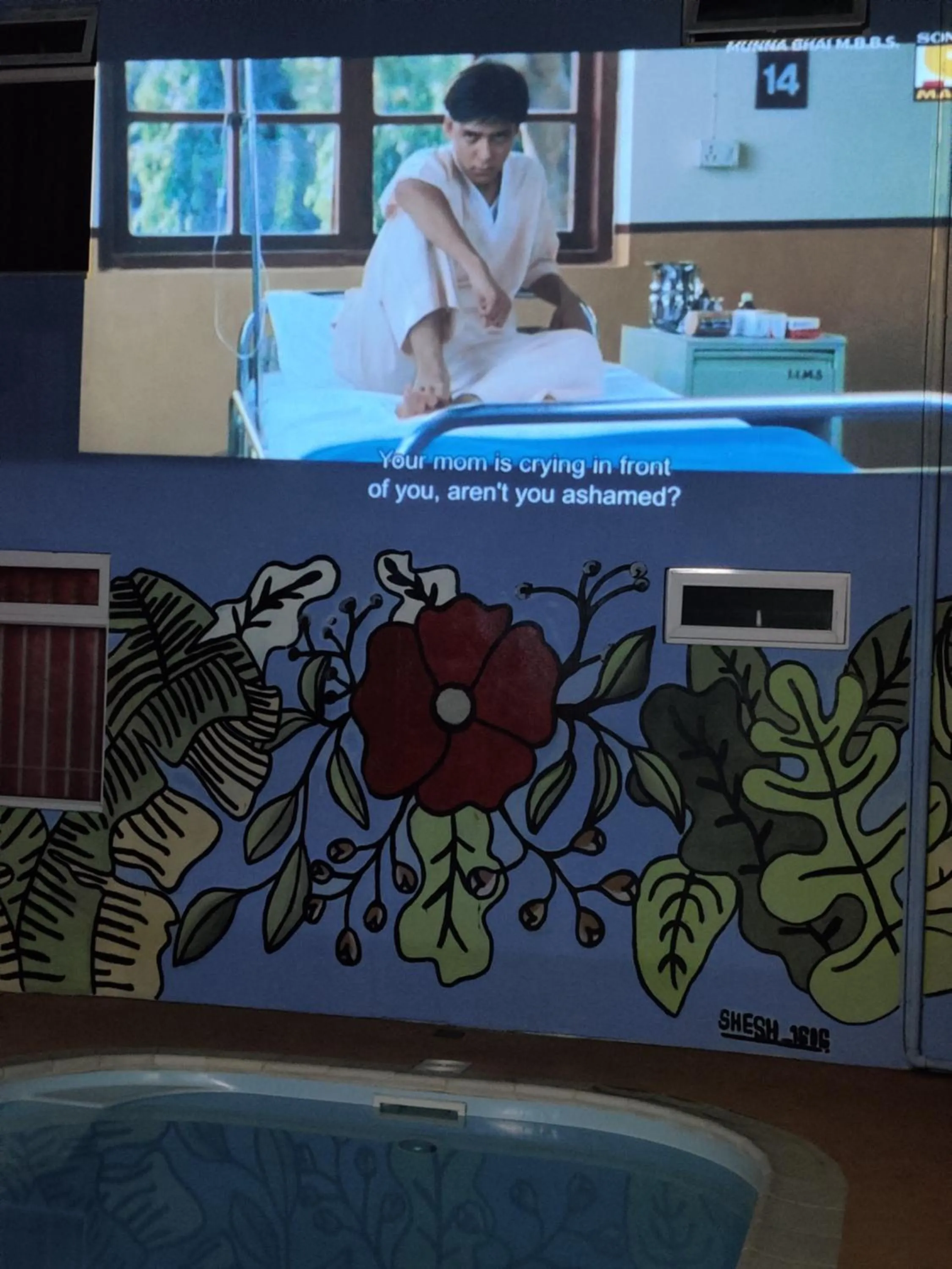 Evening entertainment in Bob Apartments