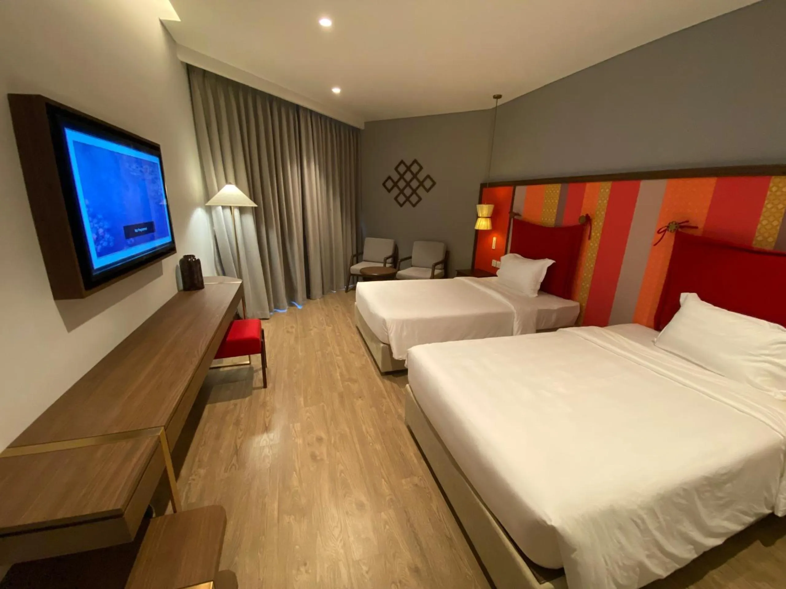 Evening entertainment, Bed in Apec Mandala Chambay Mũi Né