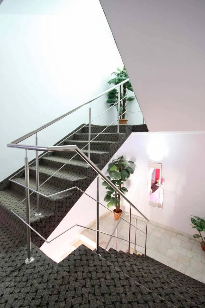 Property building in Hotel Dynes