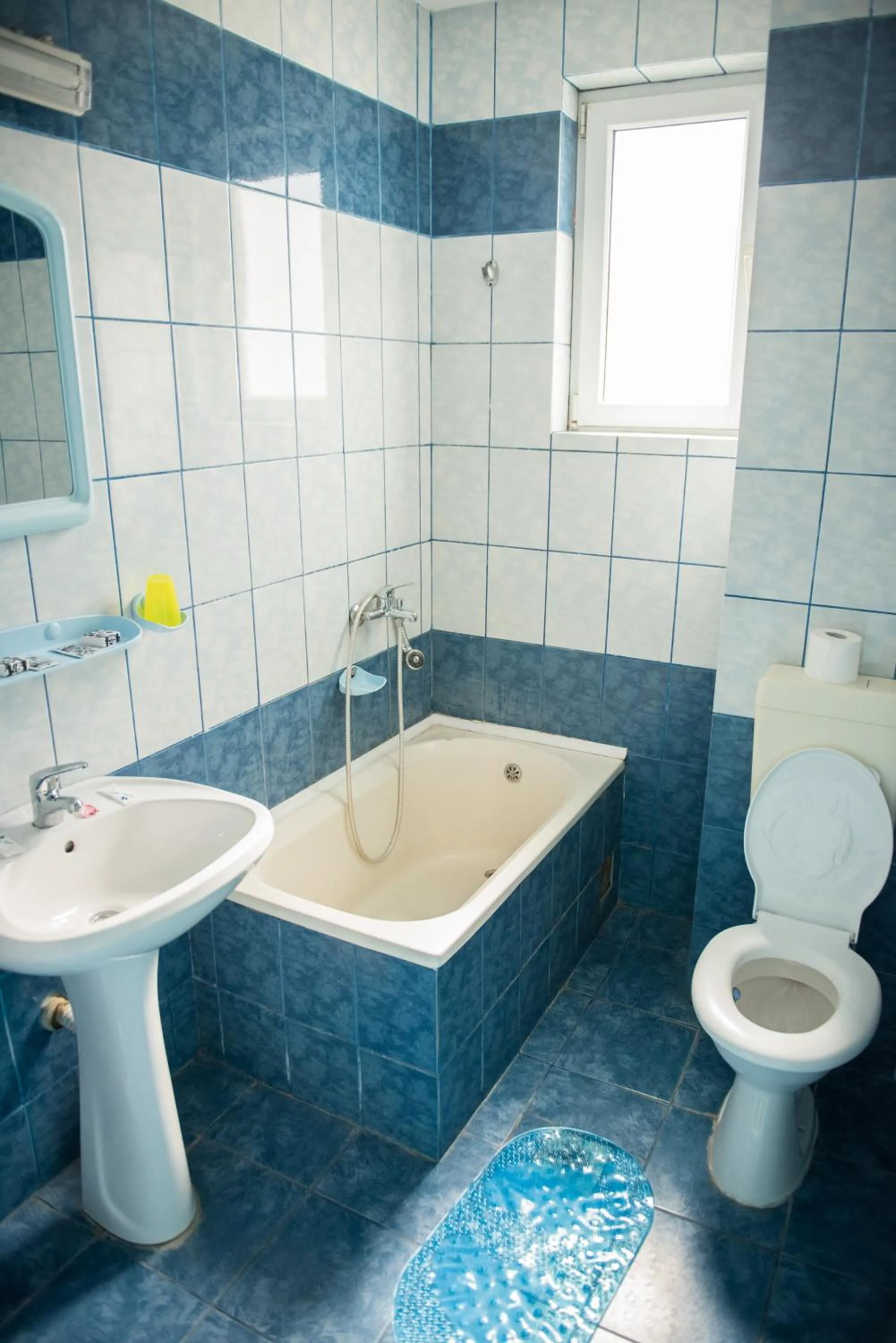 Bathroom in Hotel Dynes