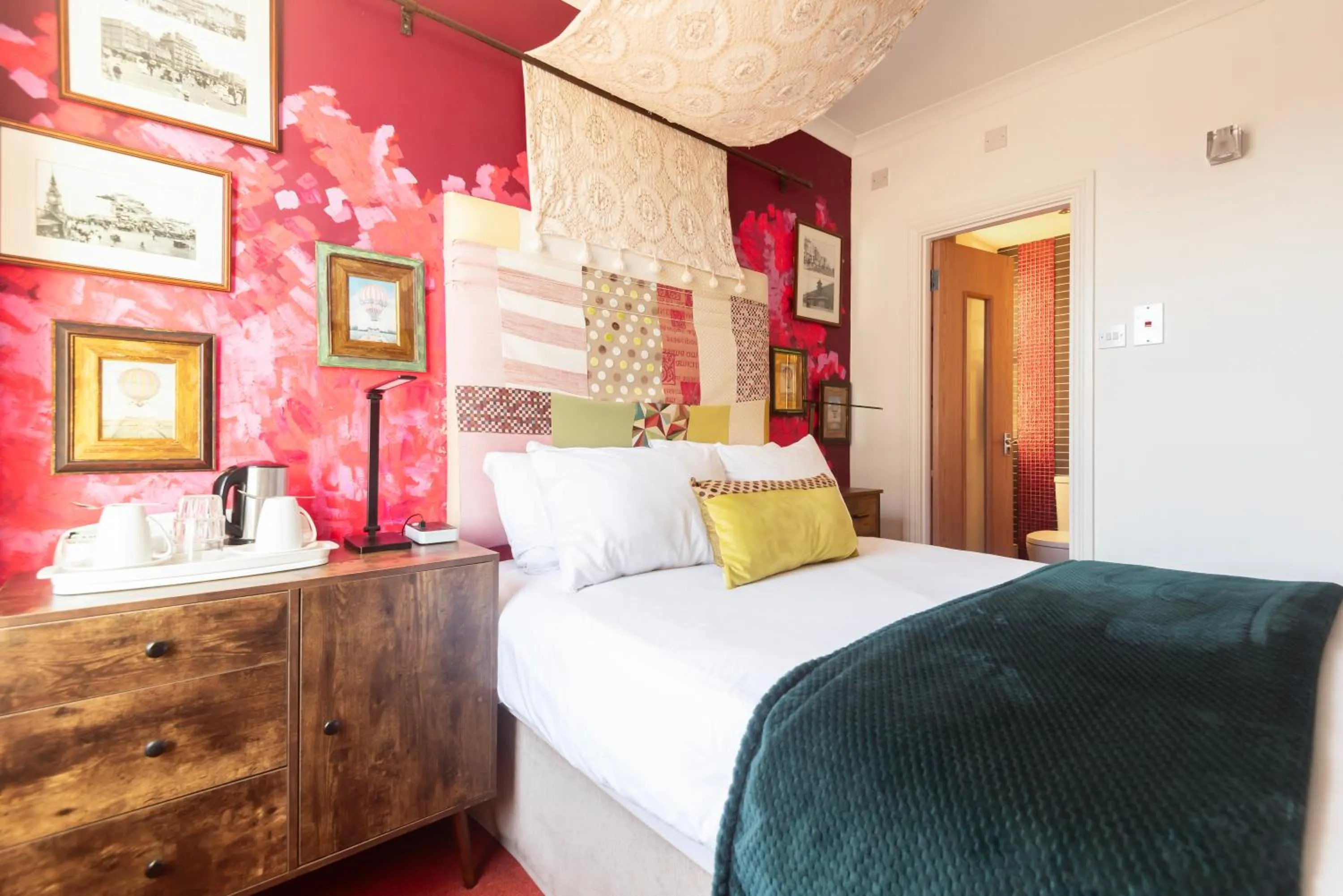 Bed in INNit Cavalaire