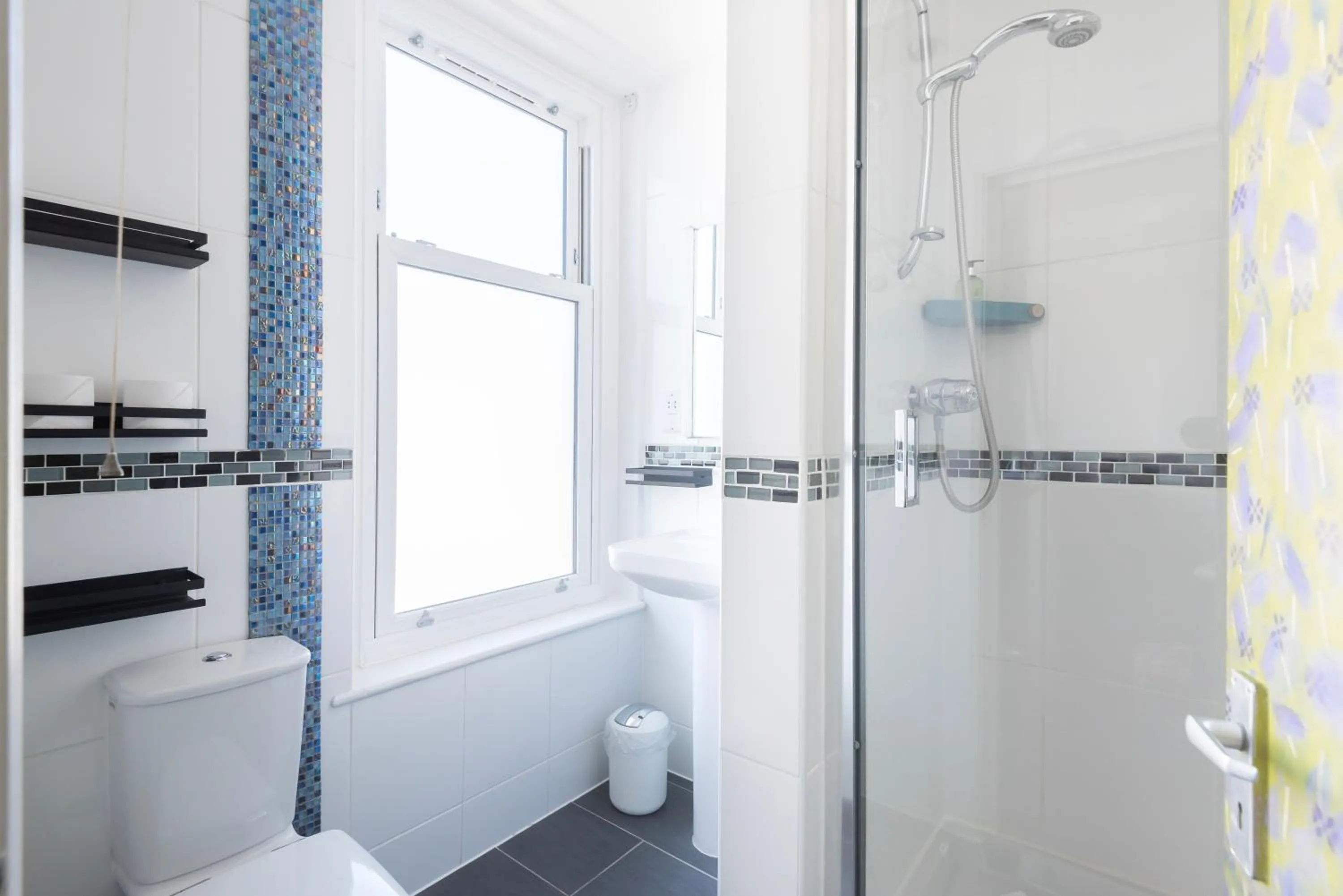 Shower in INNit Cavalaire