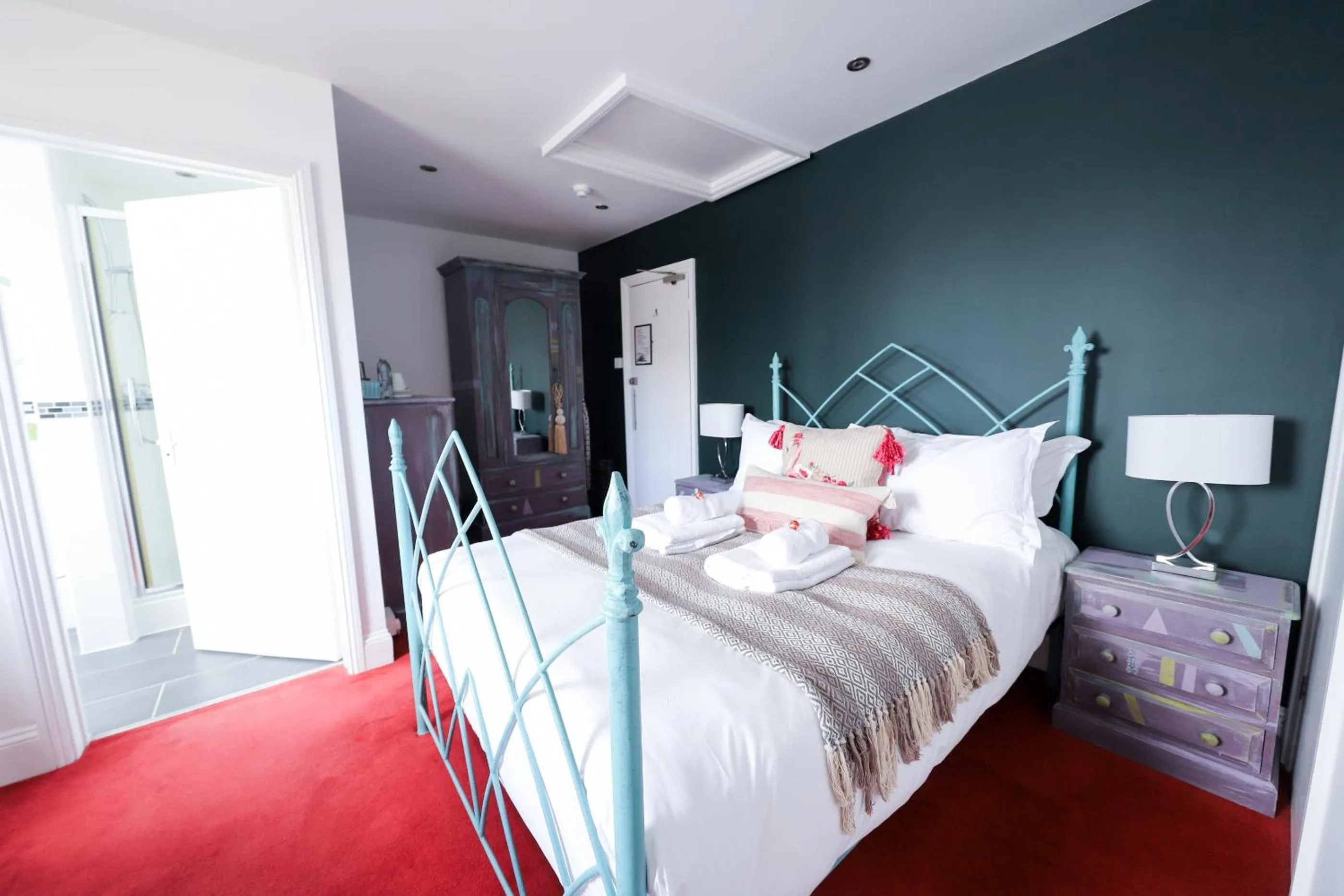 Bed in INNit Cavalaire