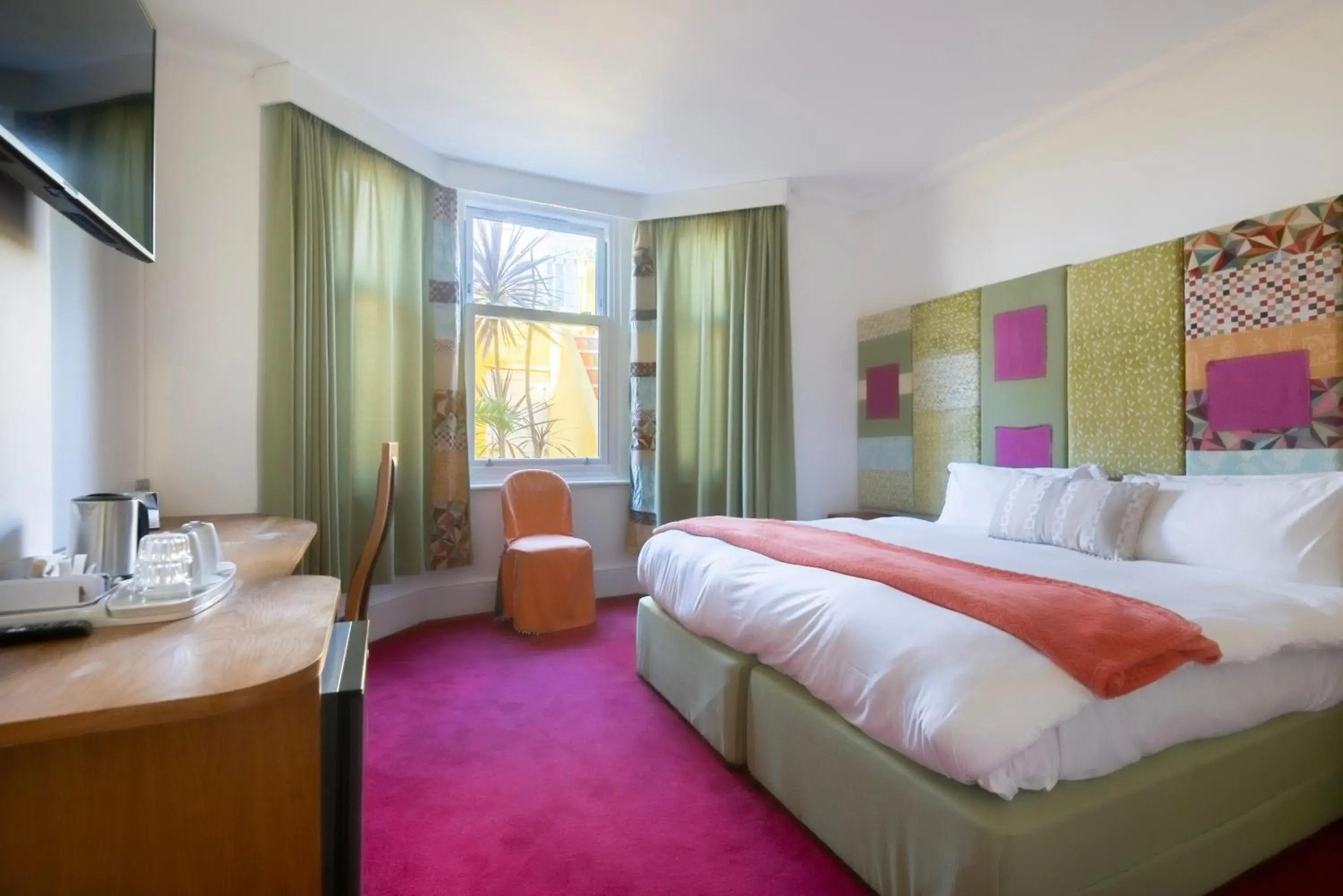 Double or Twin Room in INNit Cavalaire Double or Twin Room in INNit Cavalaire