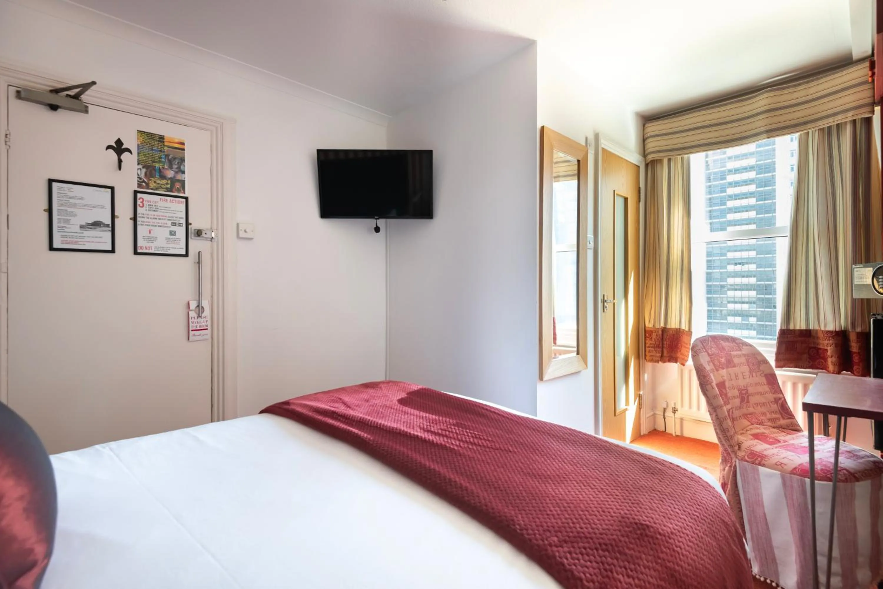 Bed in INNit Cavalaire