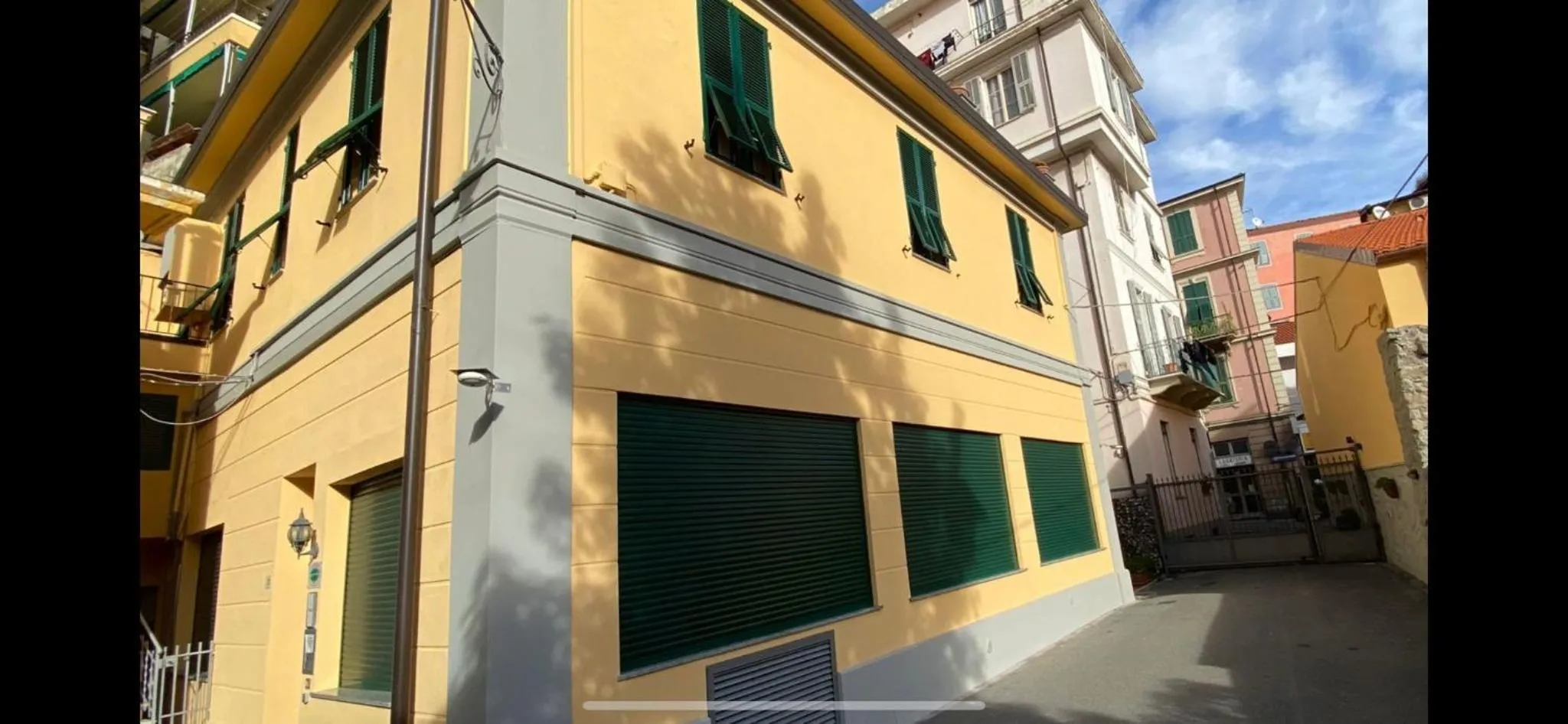 Property building in Casa Zeffirino