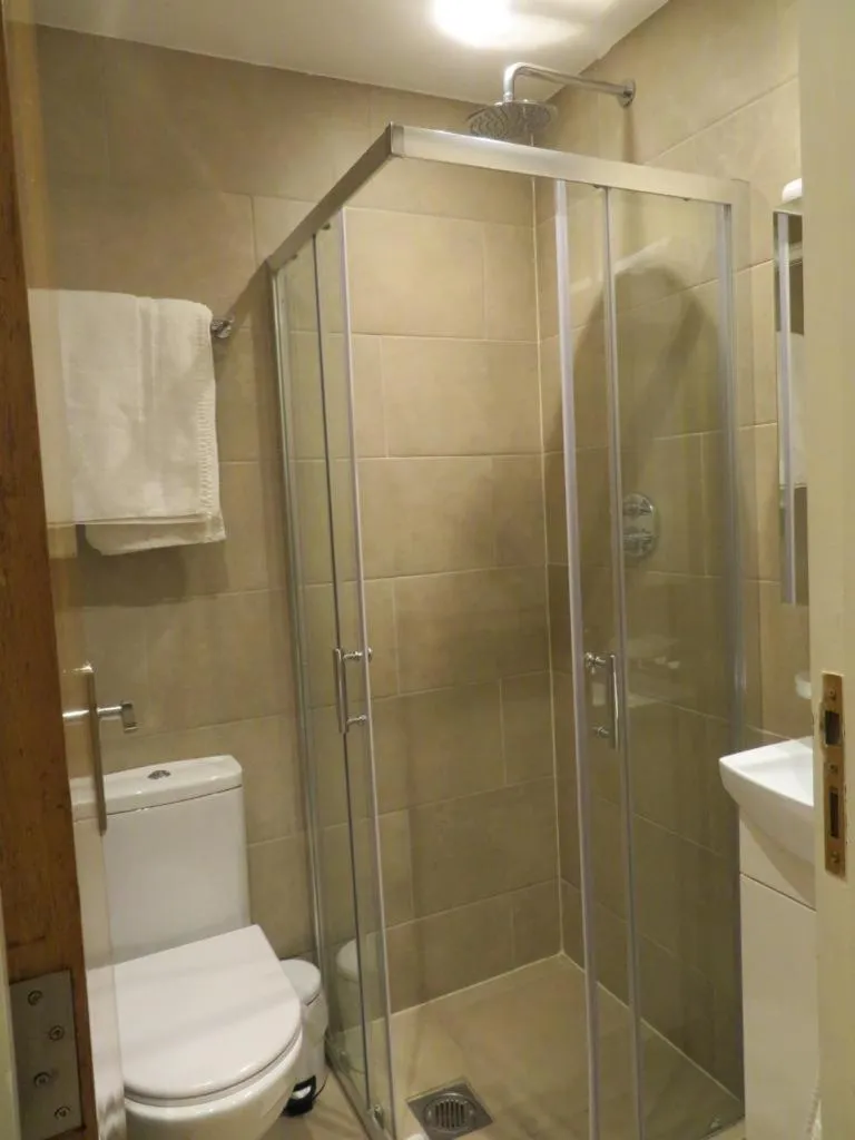 Glendale Hyde Park Hotel