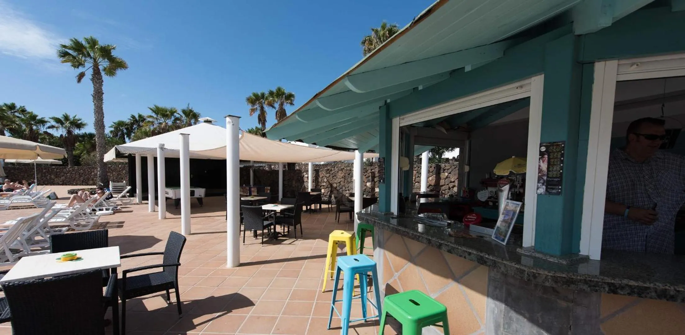 Swimming pool in Palmeras Garden
