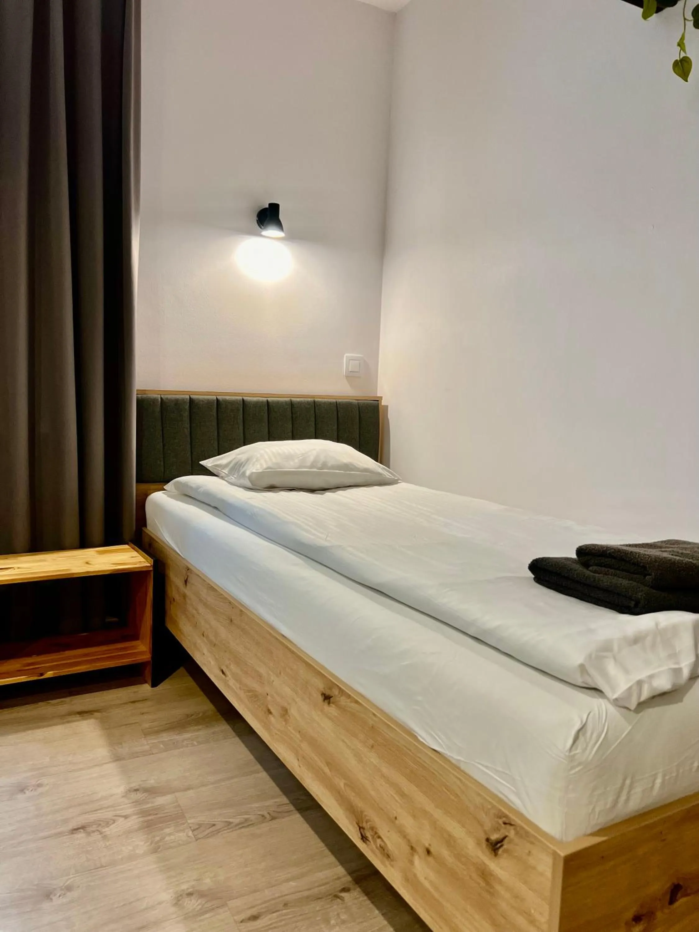 Bed in Old Tree Home & Restaurant