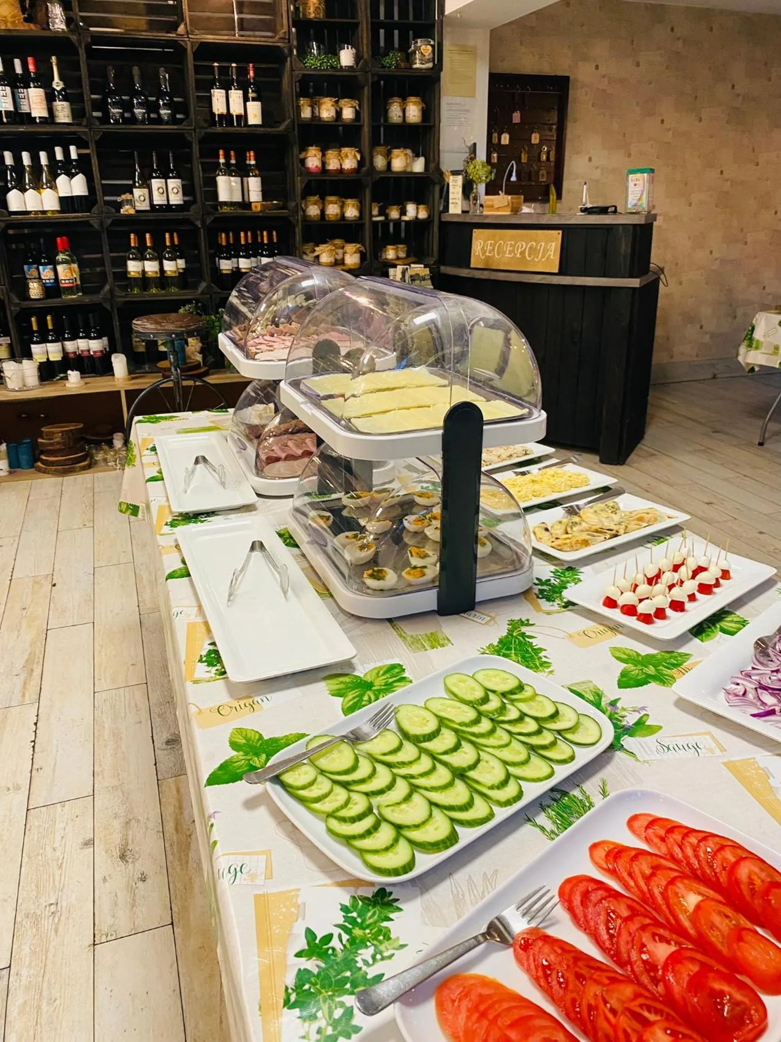 Buffet breakfast in Old Tree Home & Restaurant