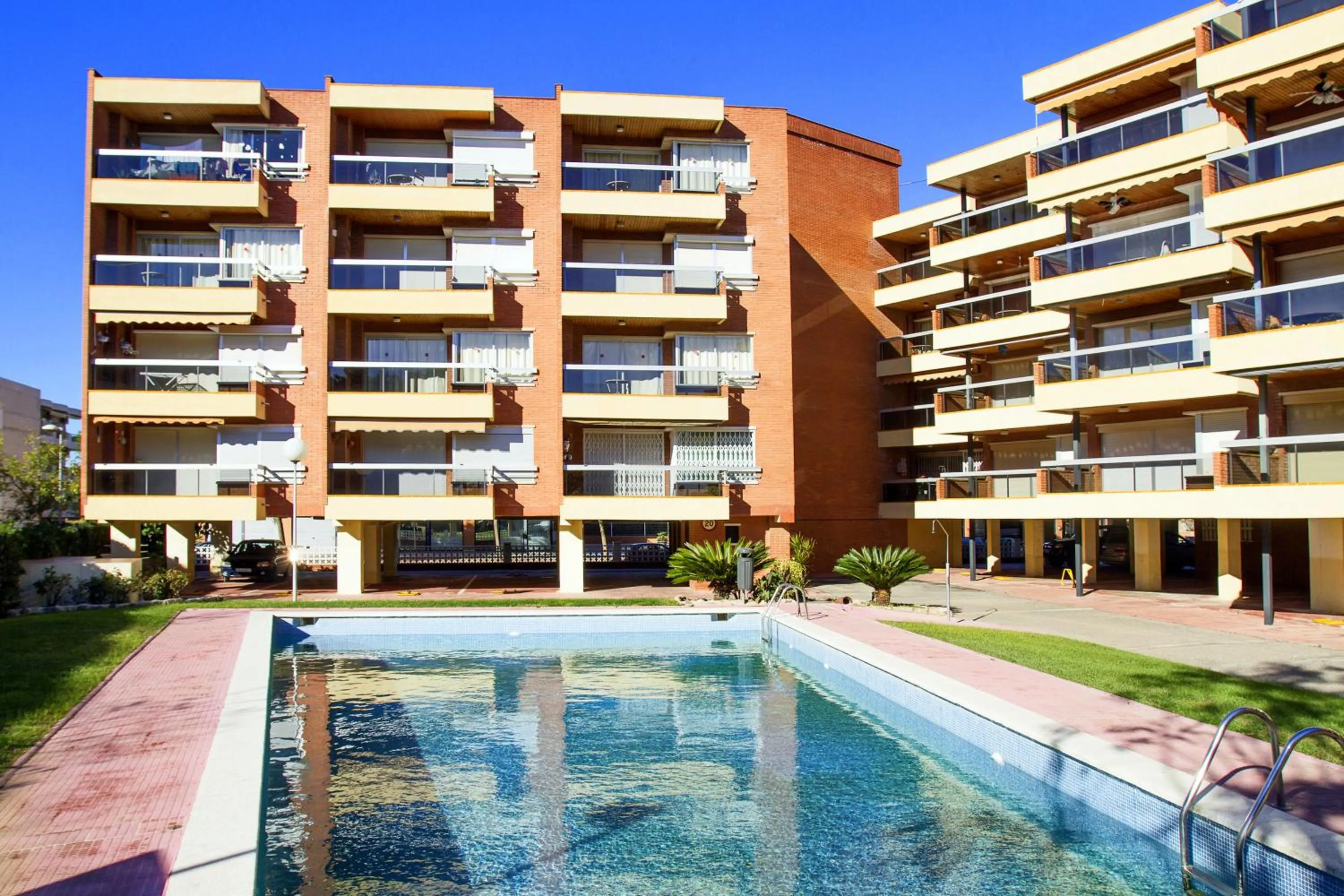 Swimming pool in Rentalmar Sol de España - Mas d'en Gran