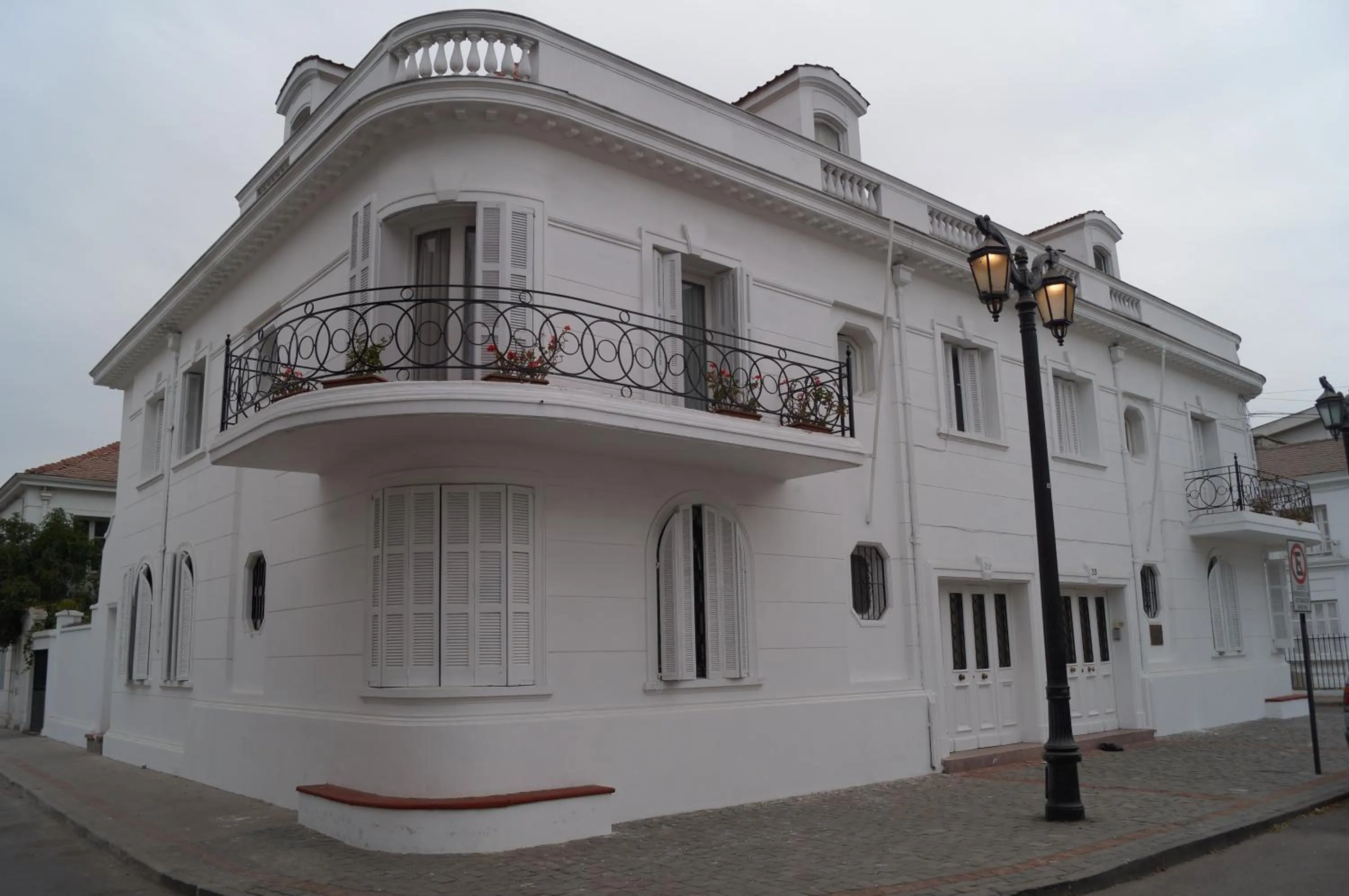 RESIDENCIAL METRO REPUBLICA