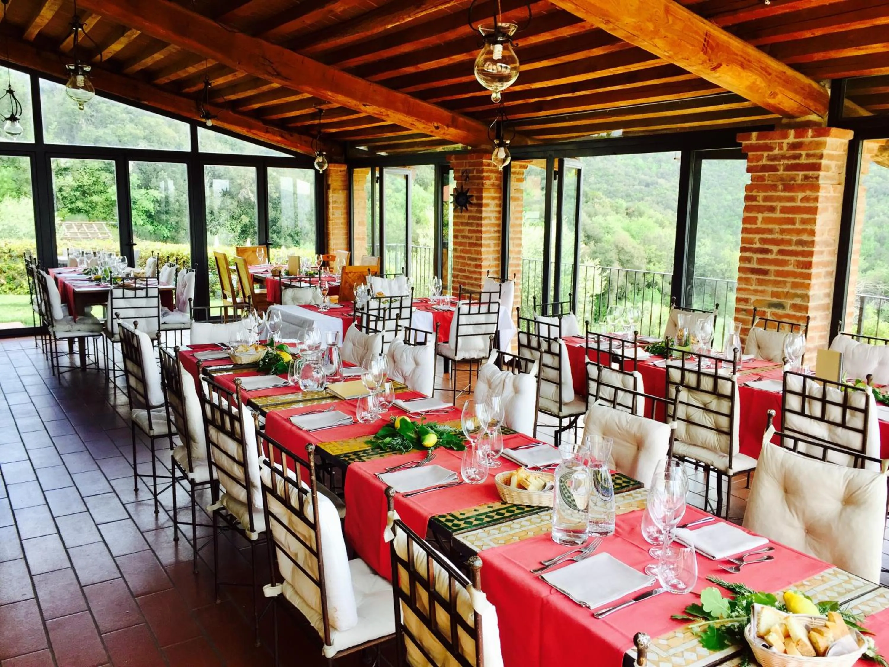 Restaurant/places to eat in Agriturismo & Cantina Tenuta Casteani