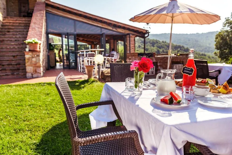 Restaurant/places to eat in Agriturismo & Cantina Tenuta Casteani