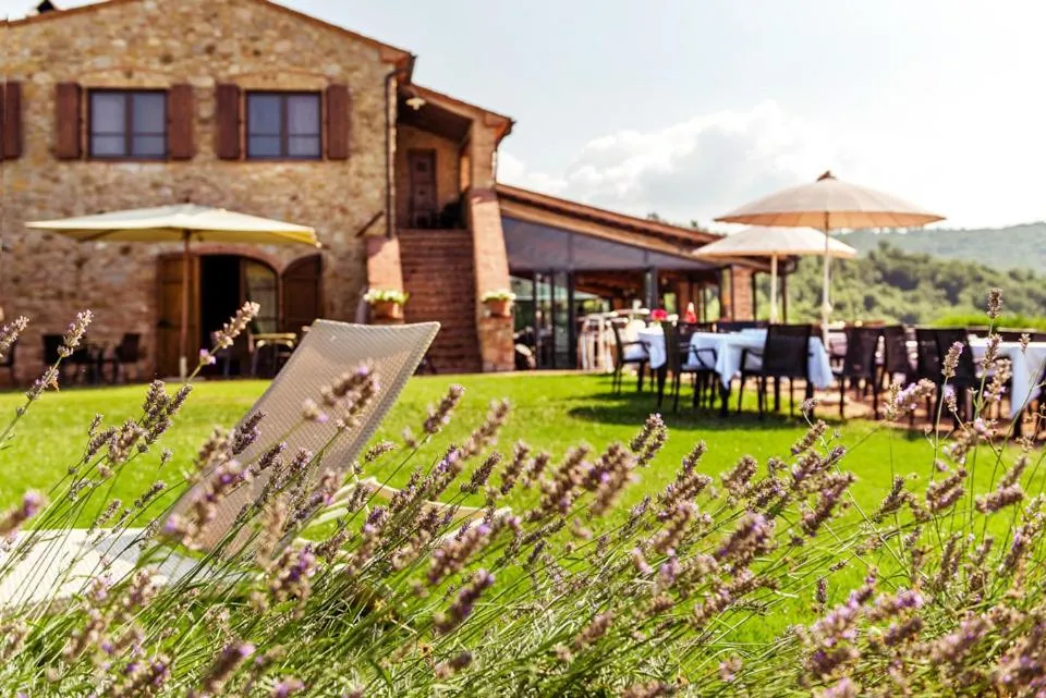 Agriturismo & Cantina Tenuta Casteani