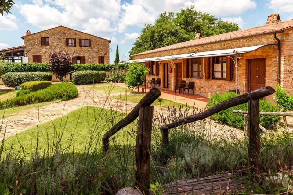 Facade/entrance in Agriturismo & Cantina Tenuta Casteani