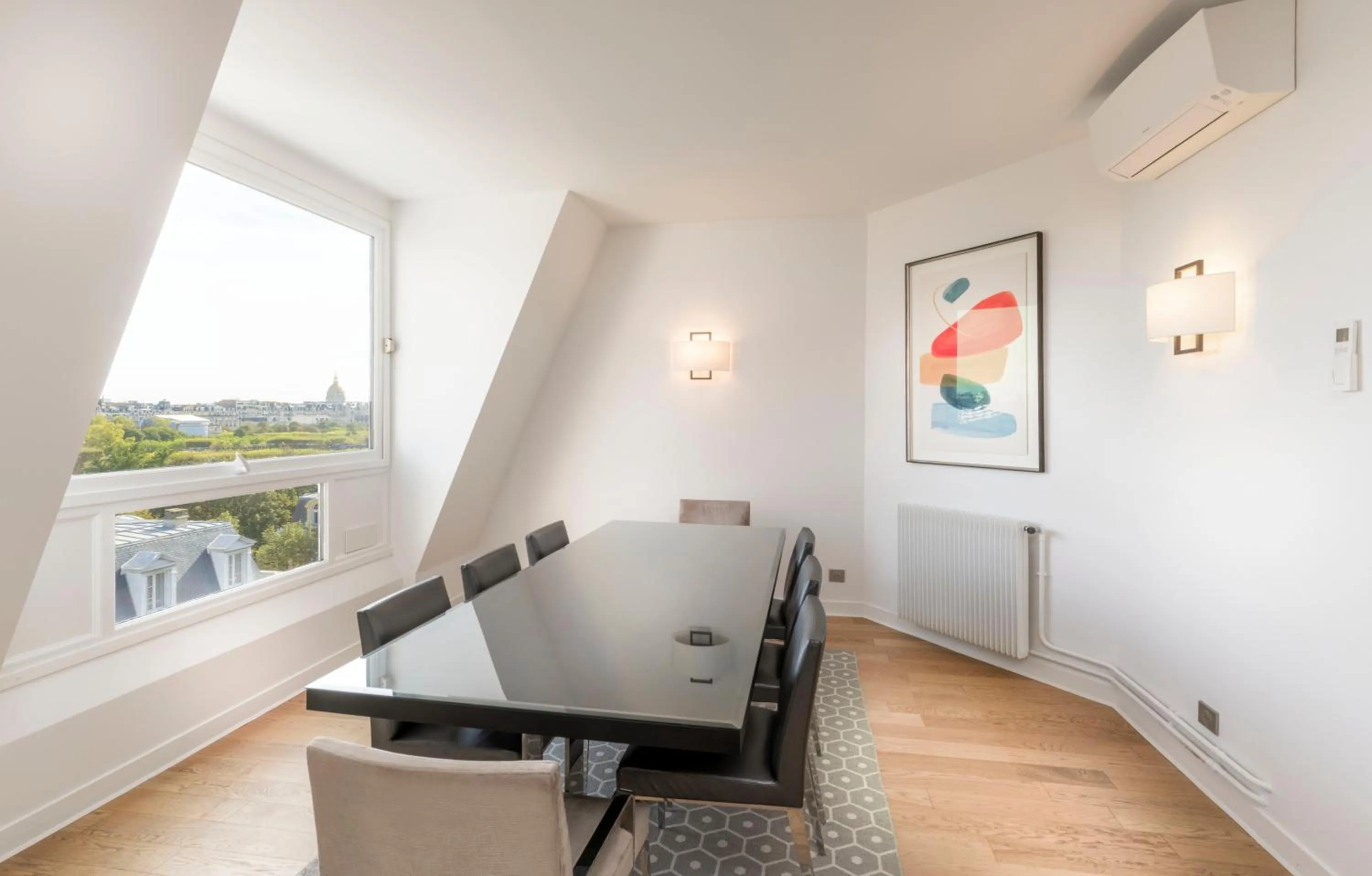 Dining area in Résidence Charles Floquet