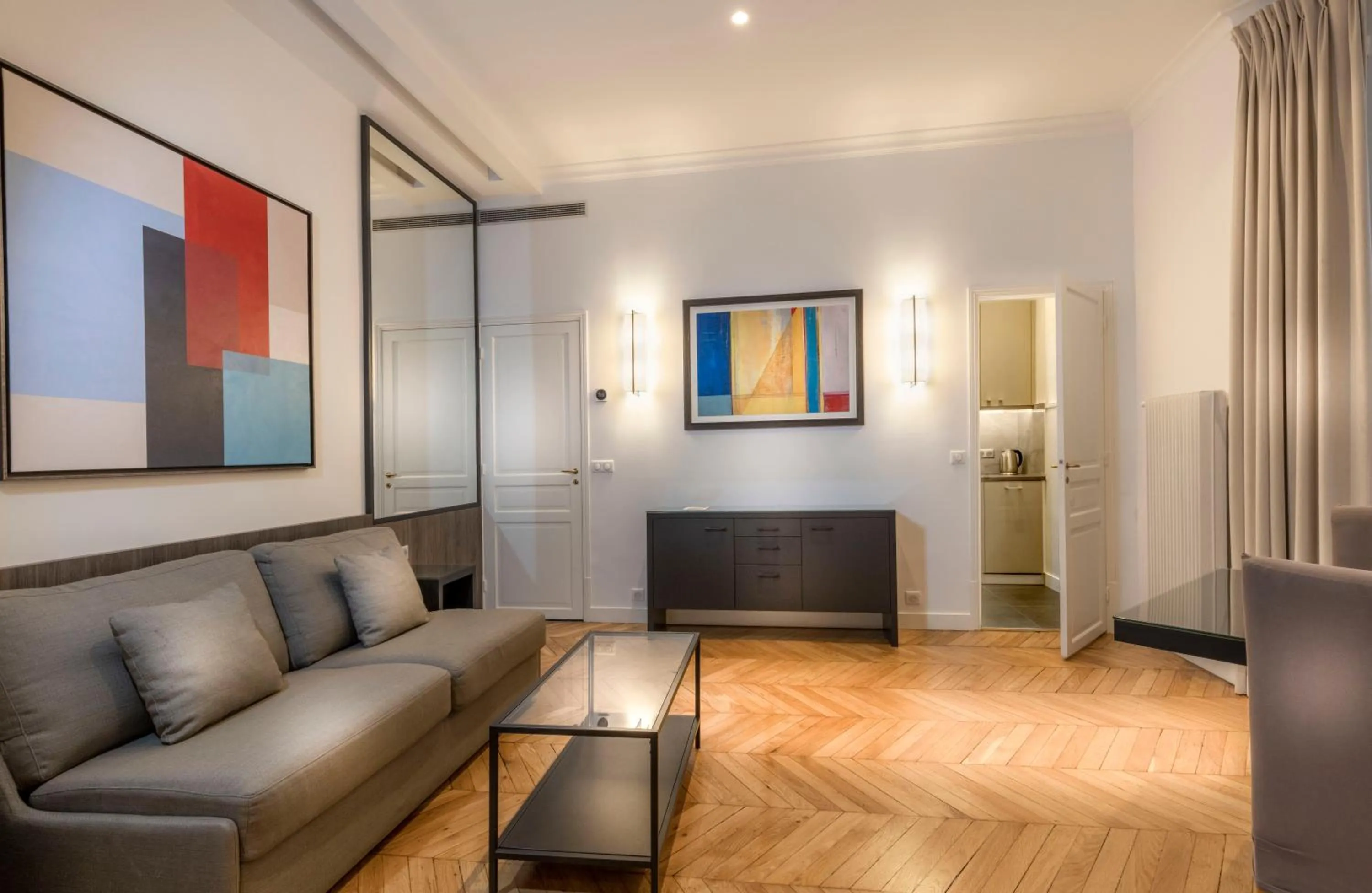 Living room in Résidence Charles Floquet