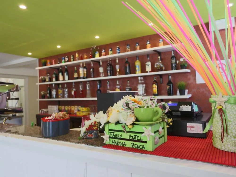 Hotel Marina Beach - Azzurro Club