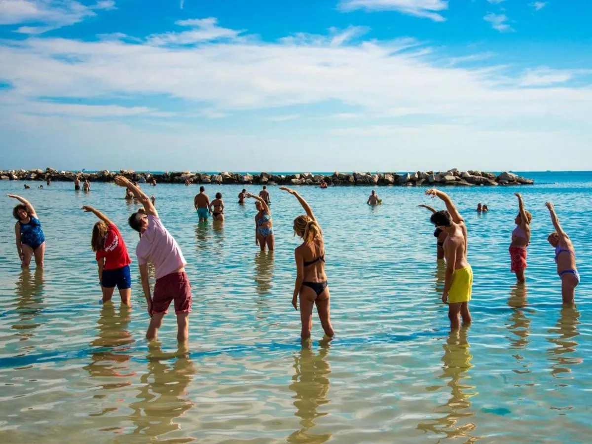 Hotel Marina Beach - Azzurro Club