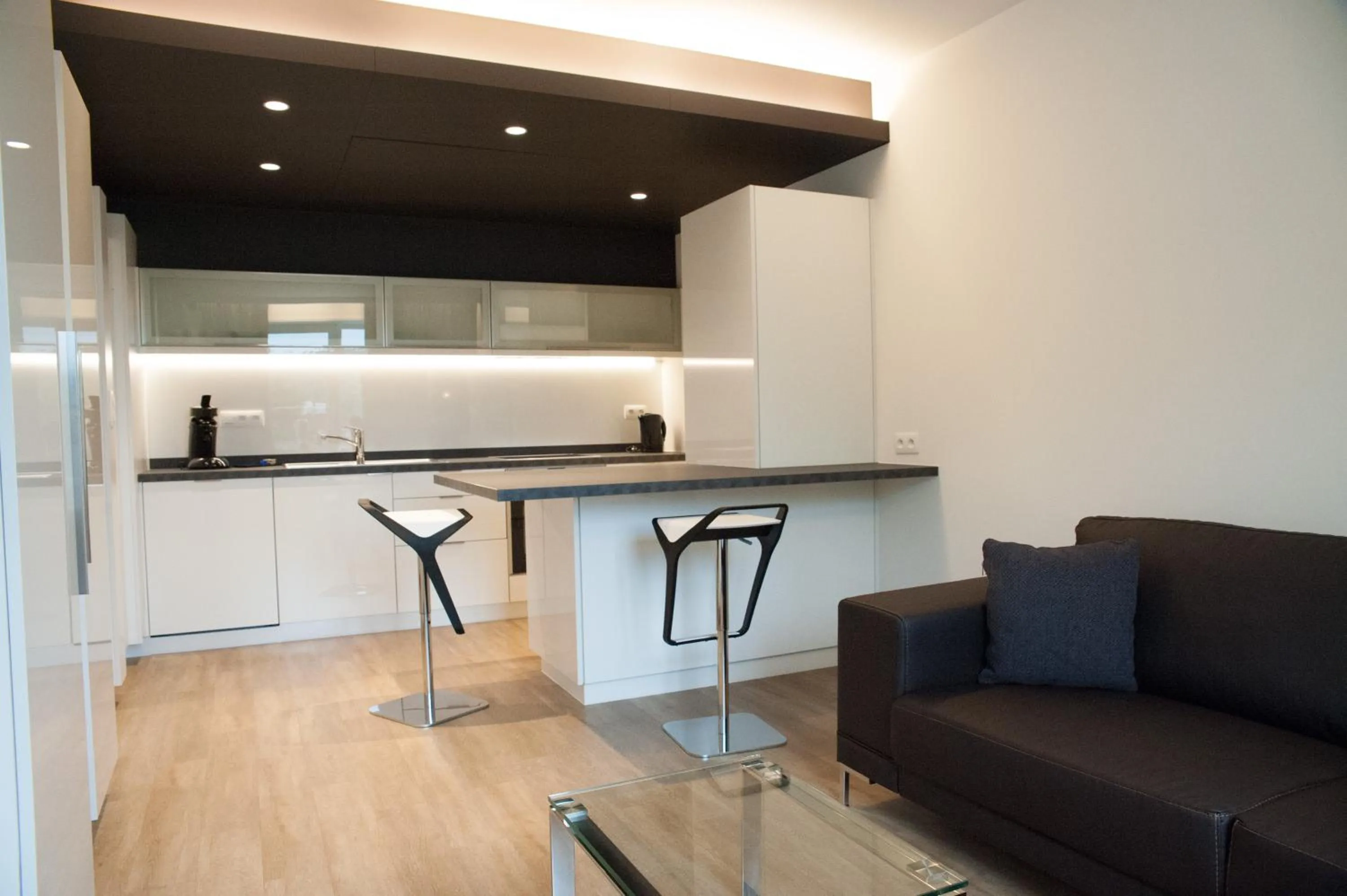 Kitchen or kitchenette in Appart'hotel Urban Lodge