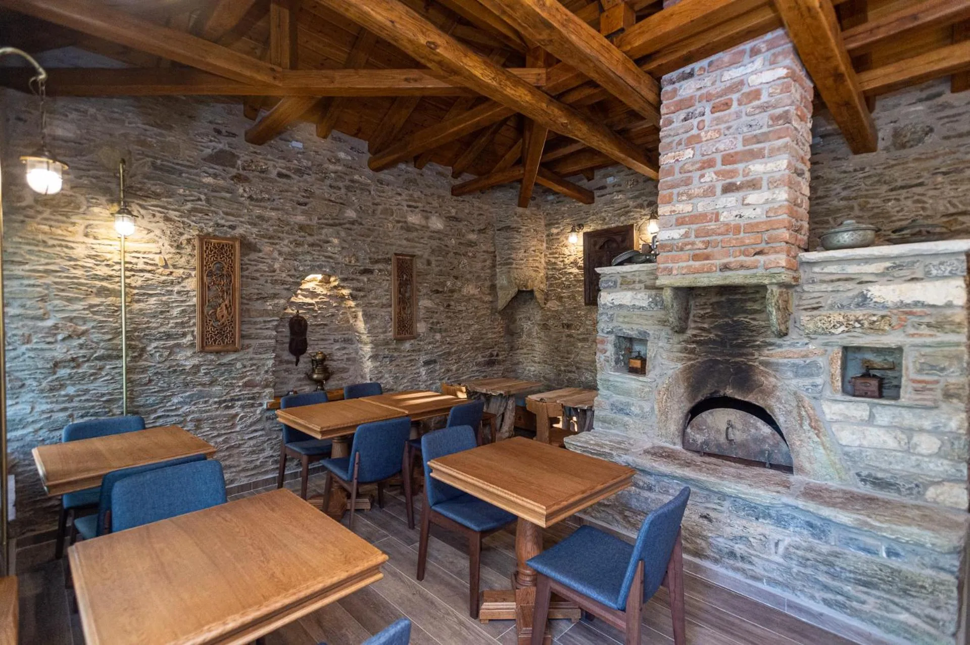 Restaurant/places to eat in Nostos Country House