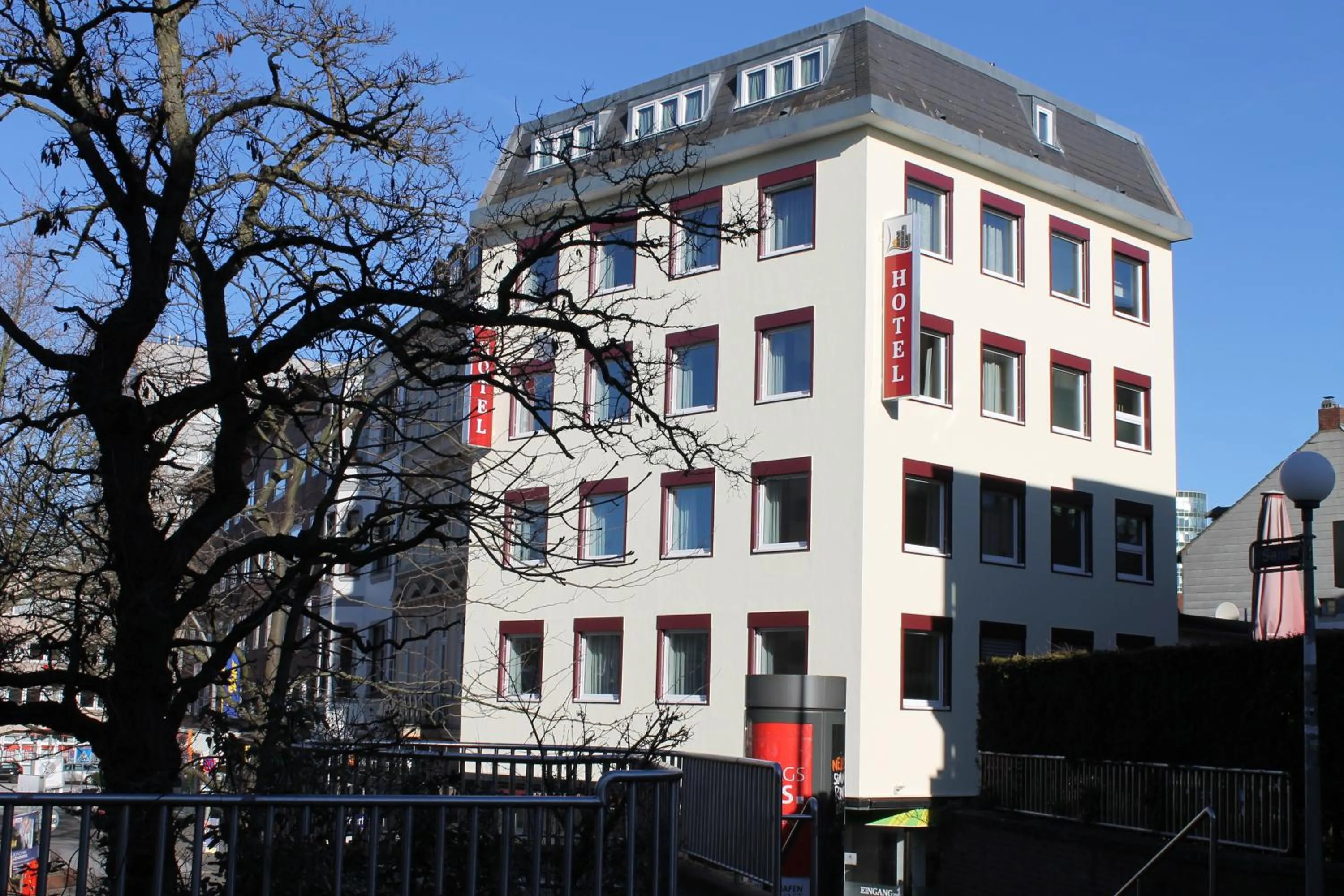 Property building in Apartment Hotel am Sand