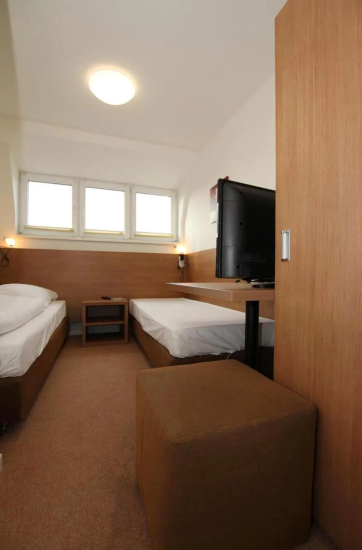 Day, Bed in Apartment Hotel am Sand