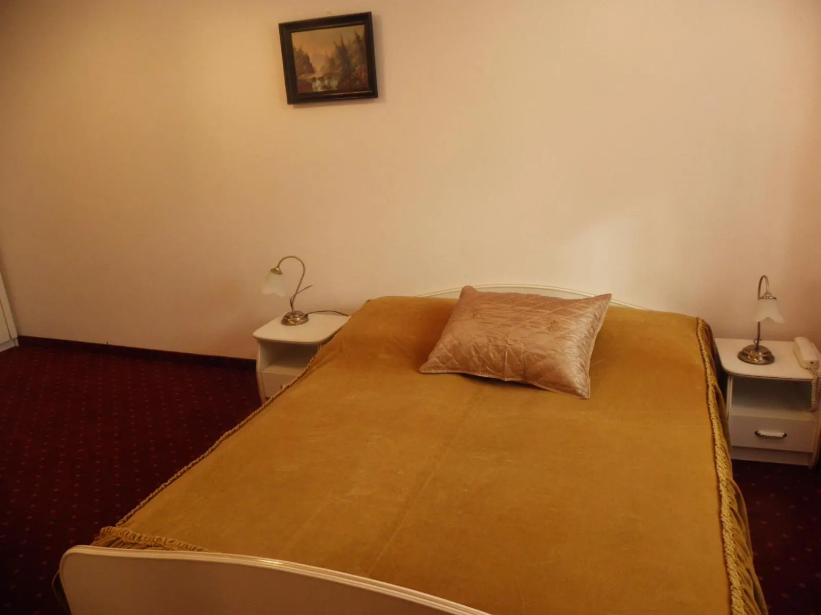 Bed in Centrum Konferencyjne IBIB PAN