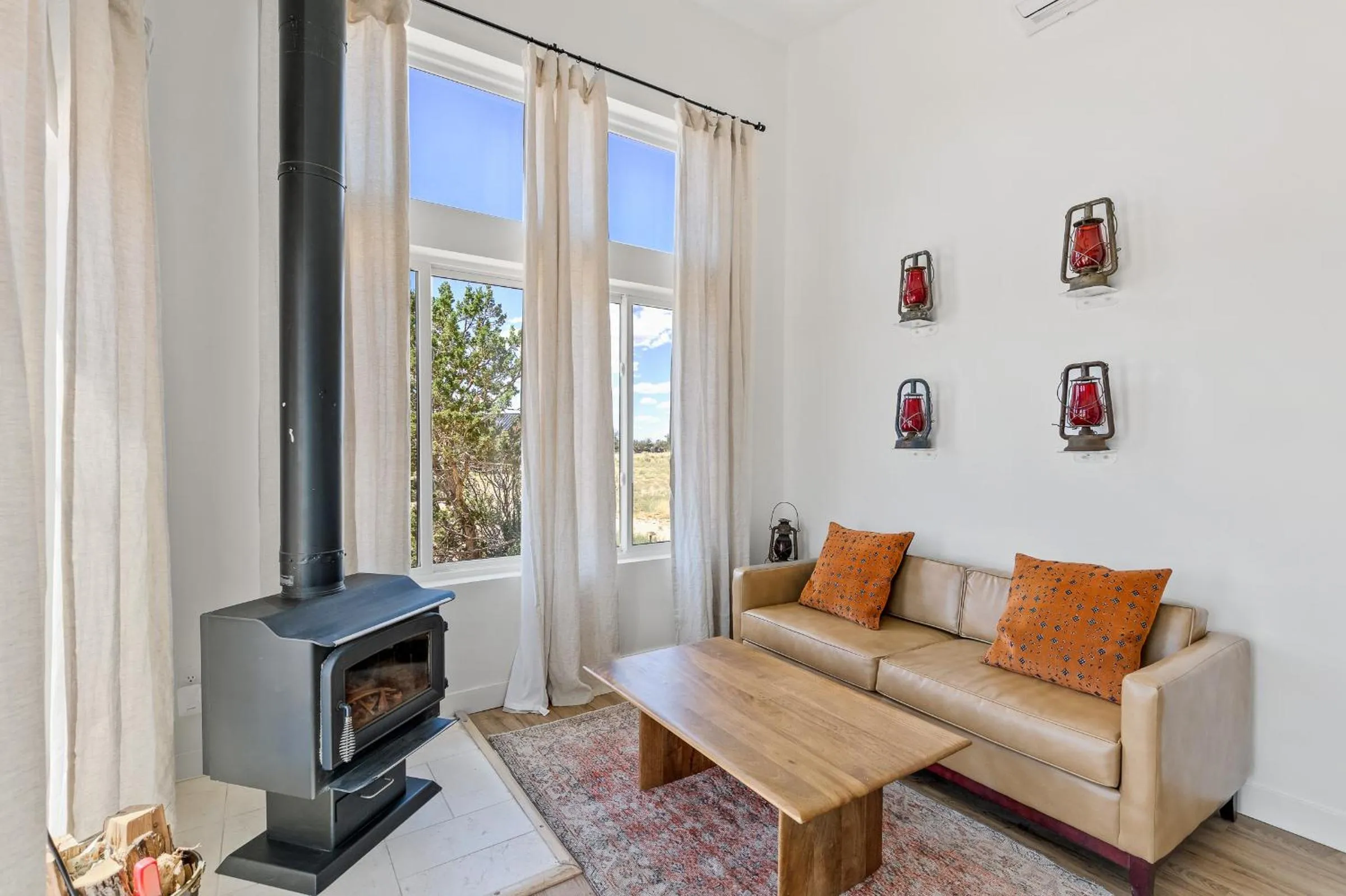 Living room in The Grand Canyon Headquarters