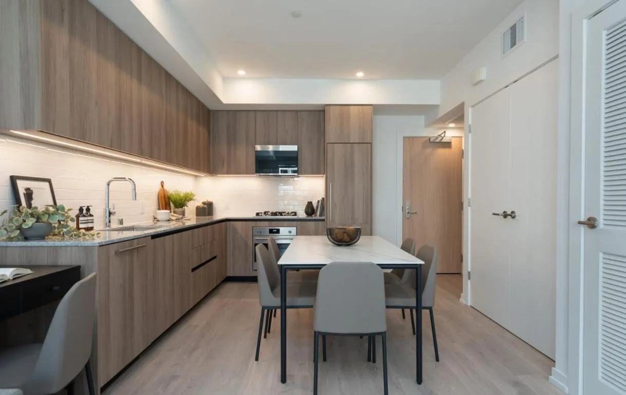 TV and multimedia in Level Hollywood