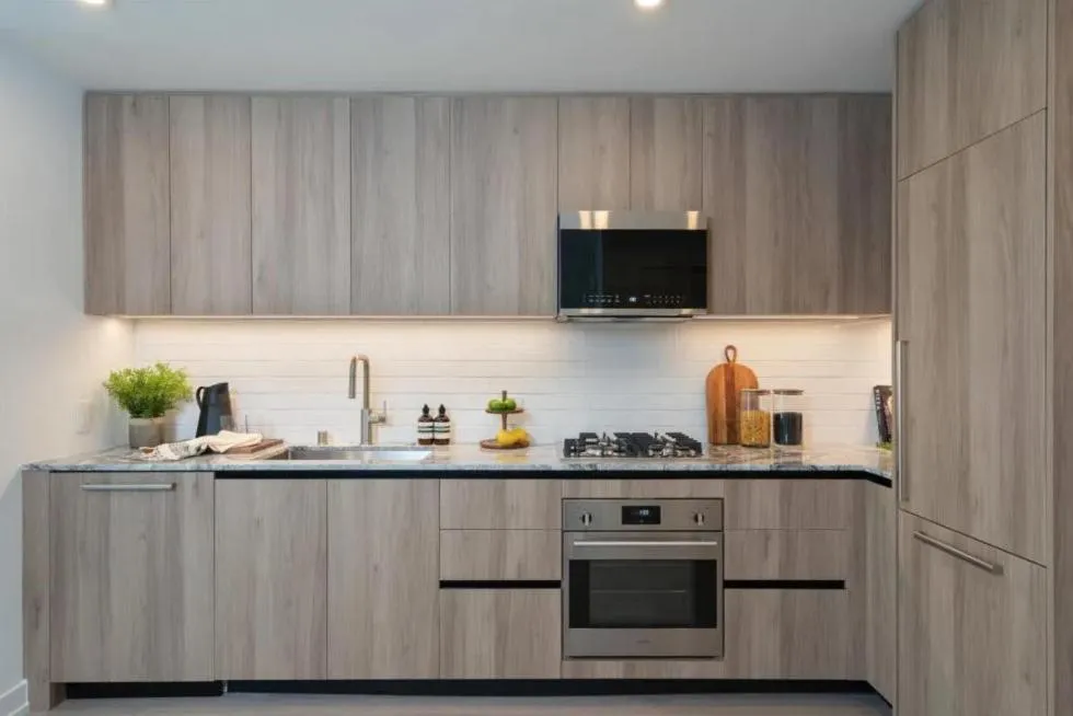 Kitchen or kitchenette in Level Hollywood