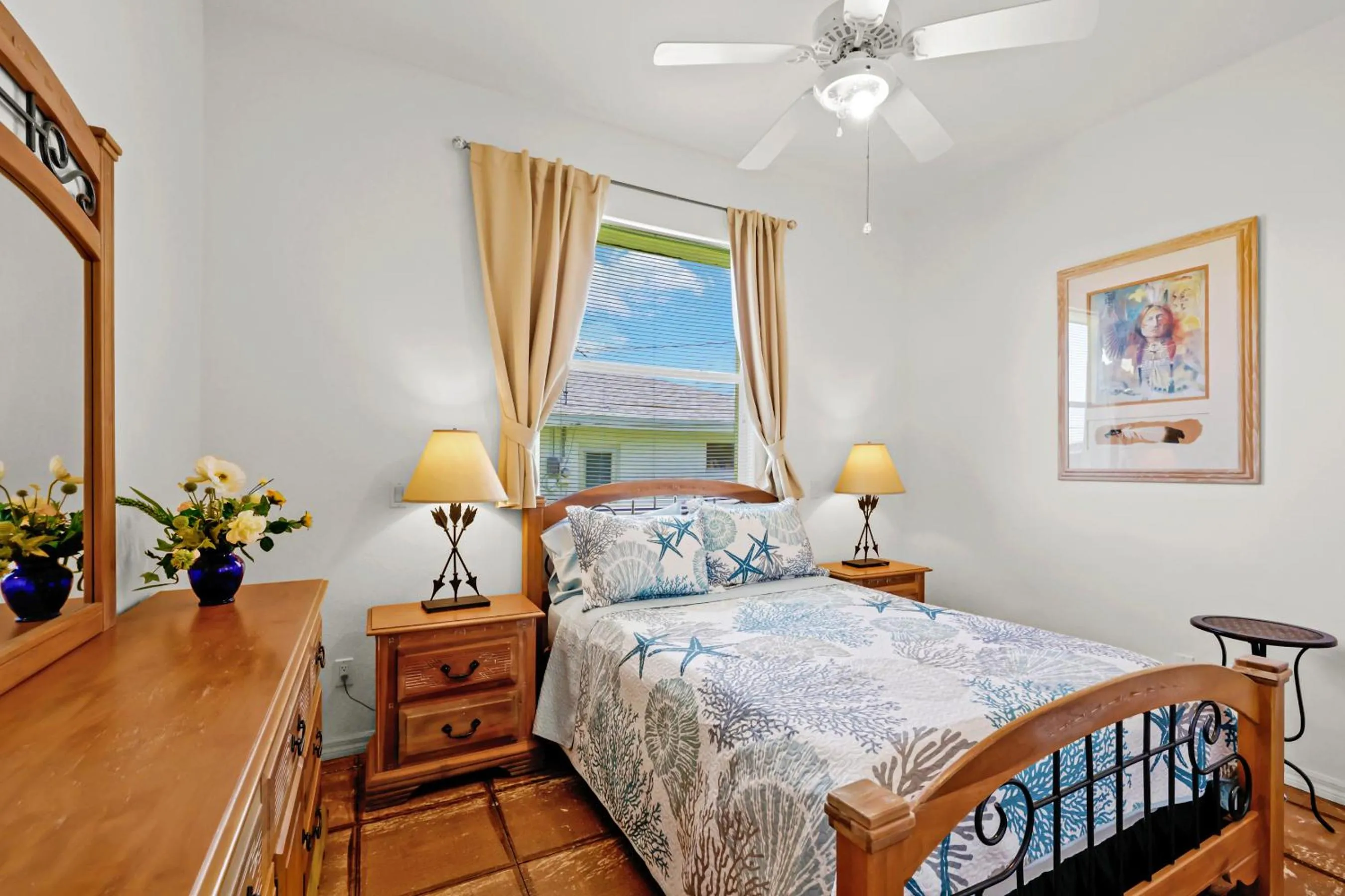 Bedroom, Bed in Quiet and relaxing waterfront paradise with direct access to the Gulf of Mexico, Villa Just for Sun