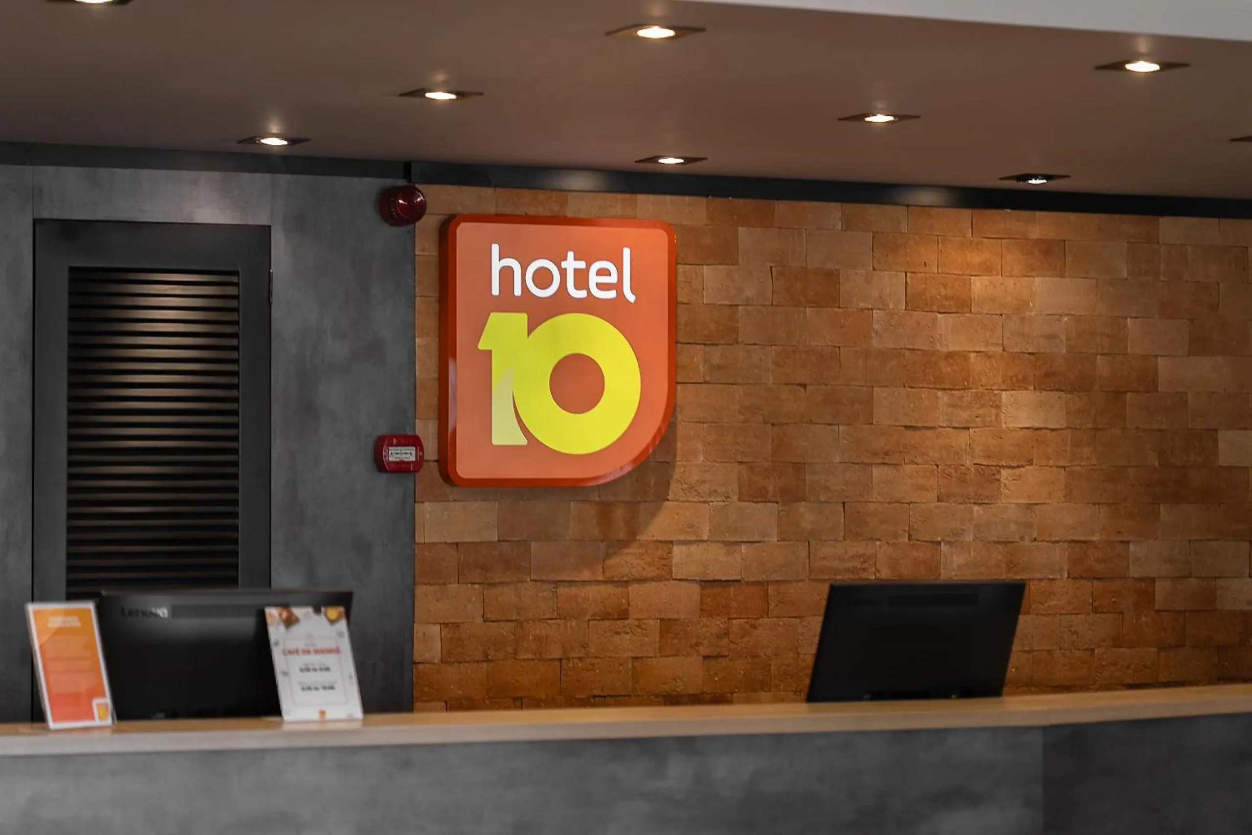 Hotel 10 Ponta Grossa