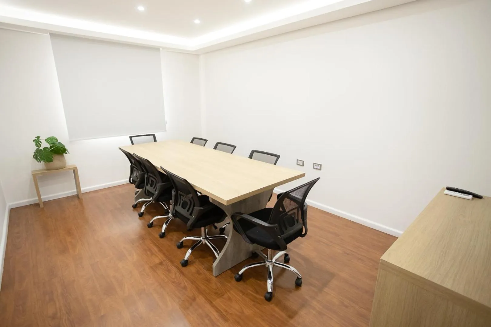 Meeting/conference room in Hotel 10 Ponta Grossa