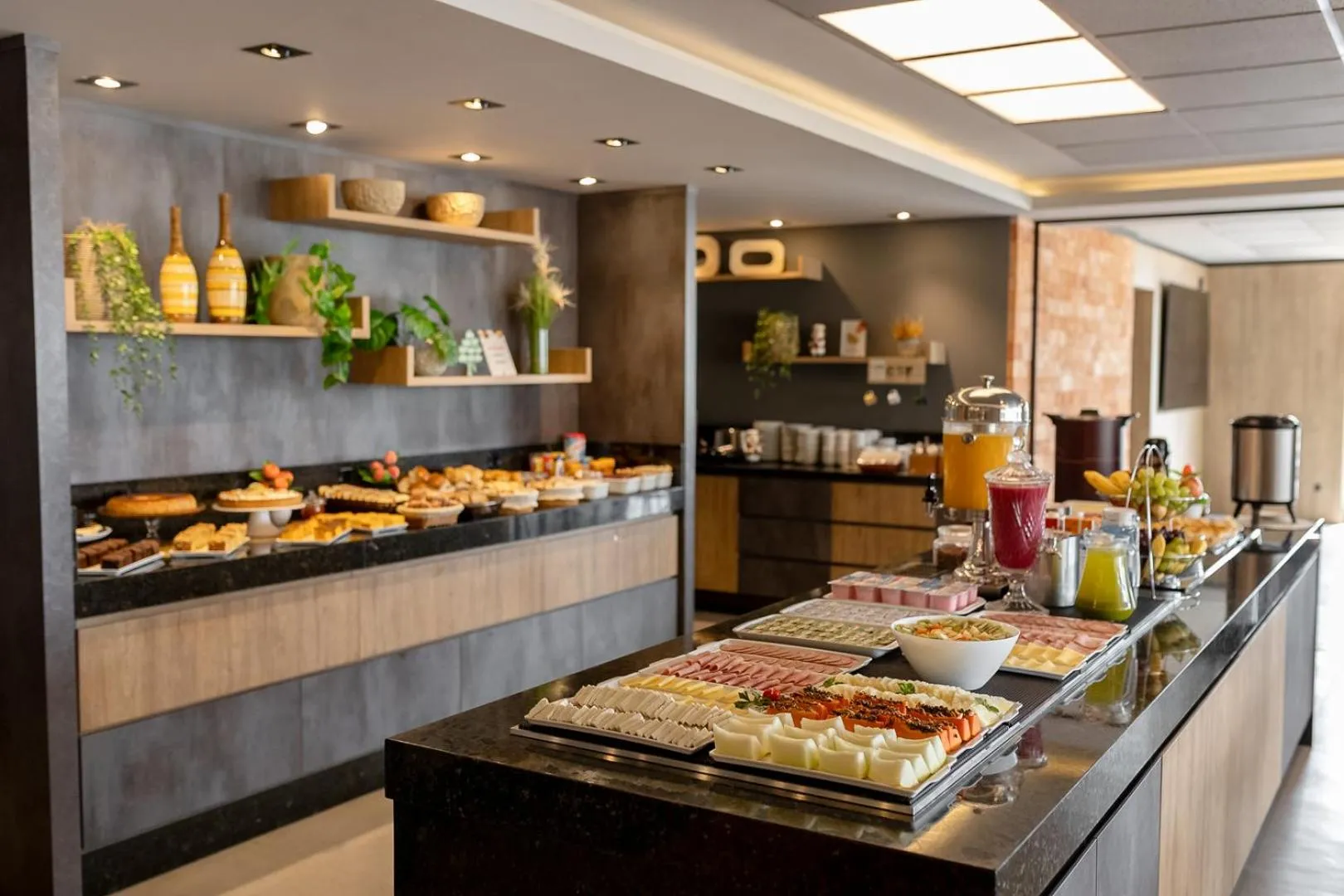 Breakfast in Hotel 10 Ponta Grossa