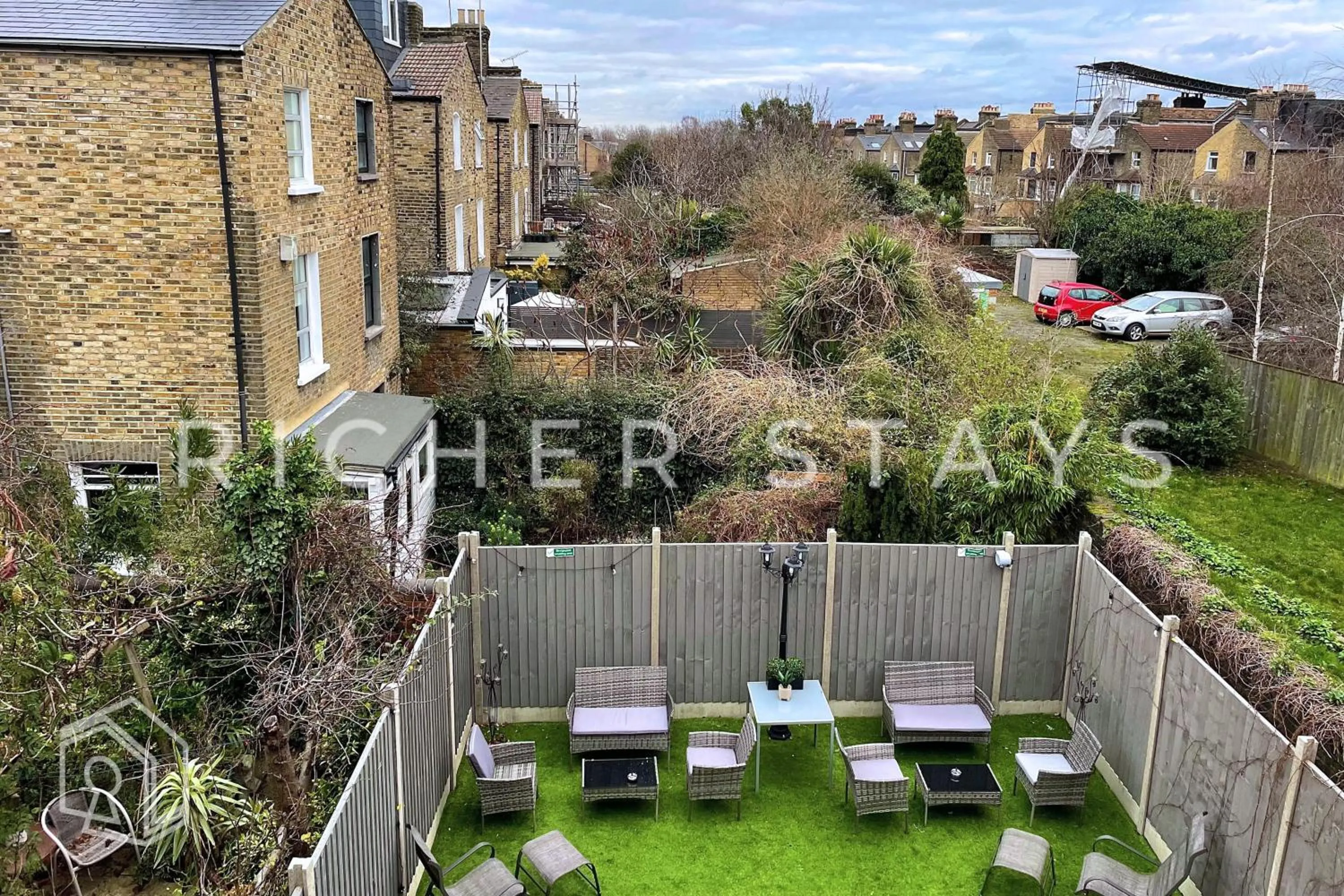 Patio in Hackney Suites - En-suite rooms & amenities