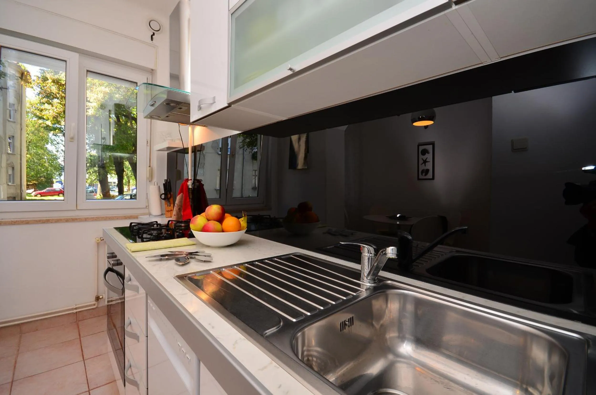 Lisinski apartment with private parking