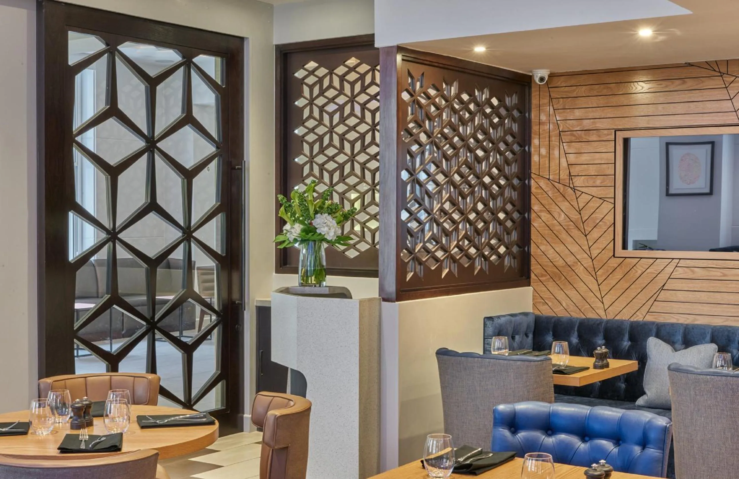 Facade/entrance in Norfolk Towers Paddington