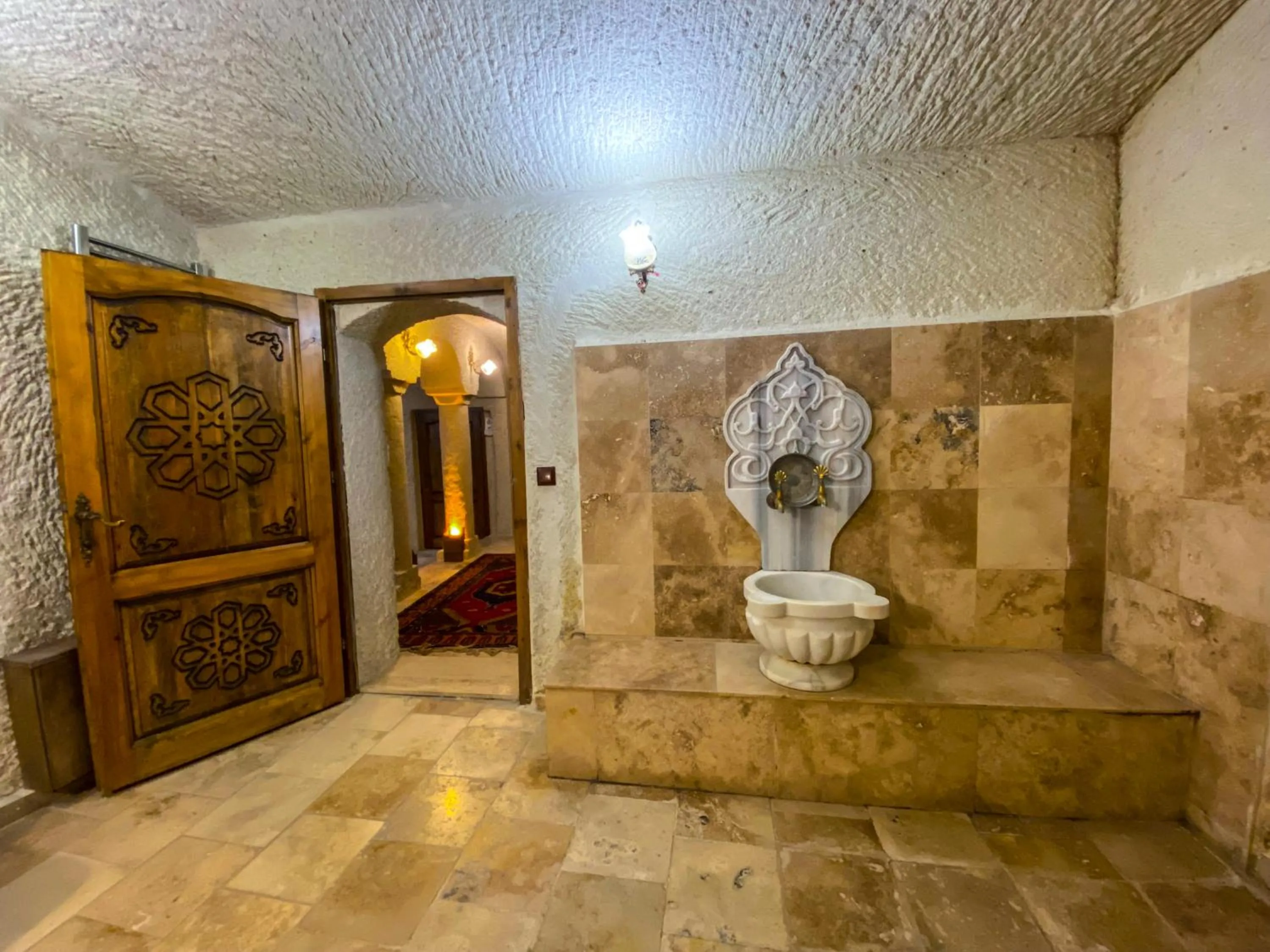 Shower, Bathroom in Milagre Cave Hotel
