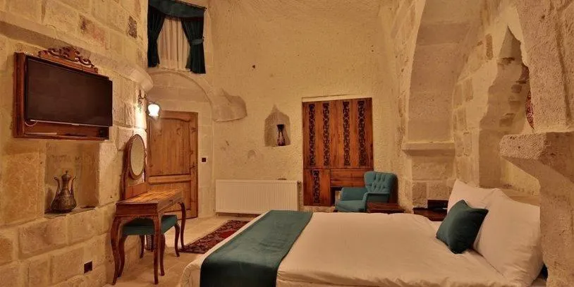 Photo of the whole room, Bed in Milagre Cave Hotel
