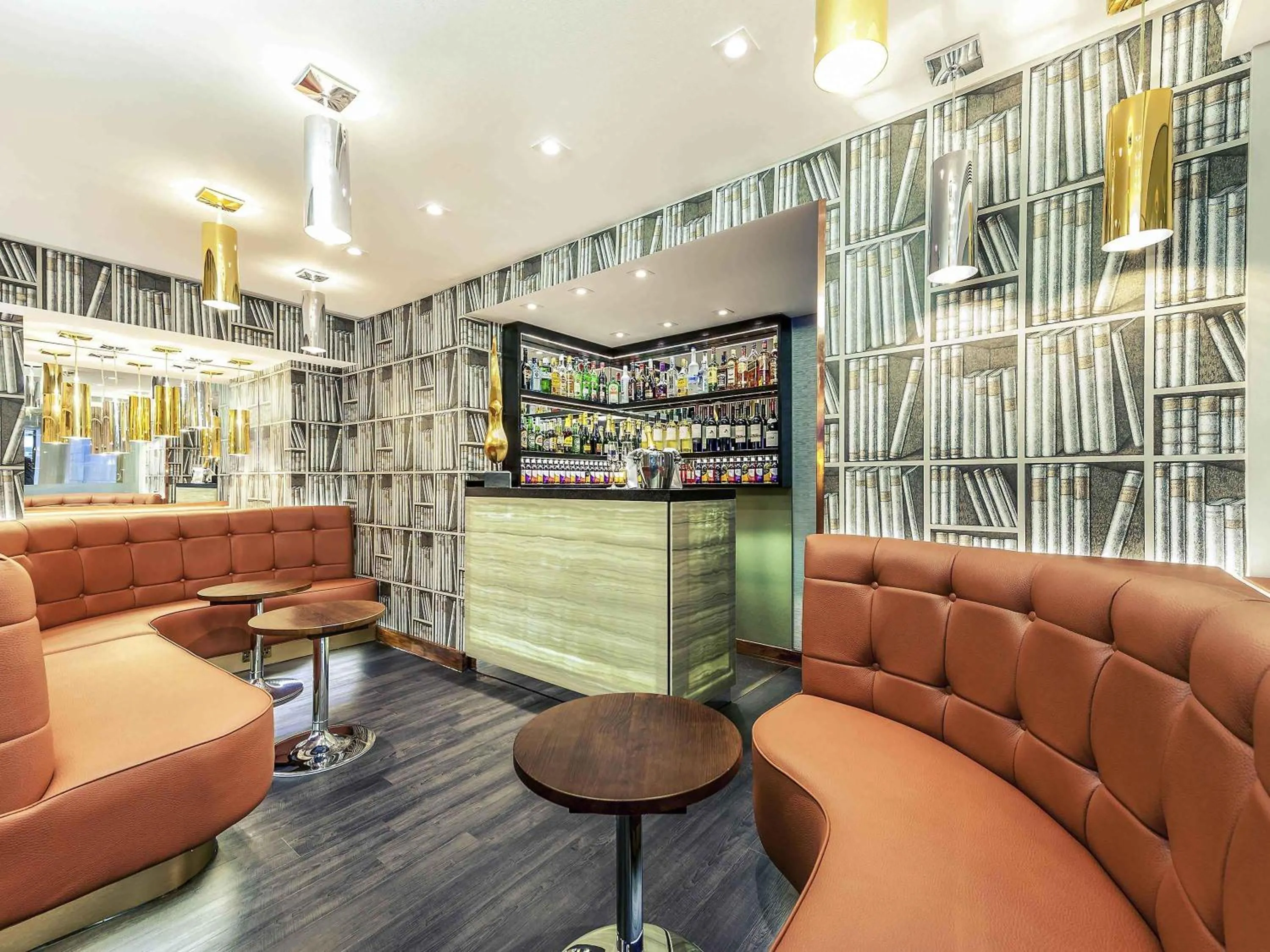 Restaurant/places to eat in Mercure London Paddington Hotel