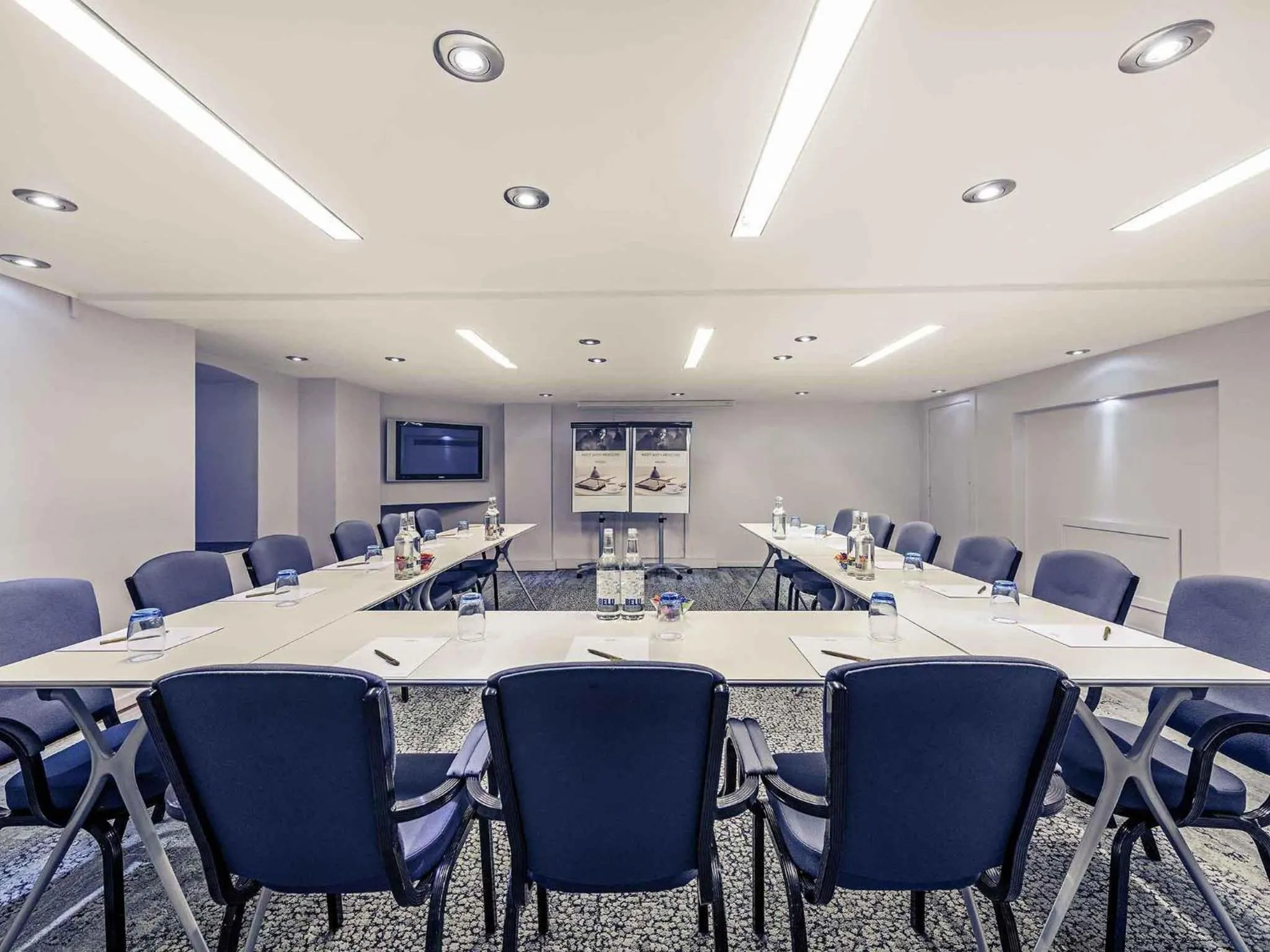 Meeting/conference room in Mercure London Paddington Hotel