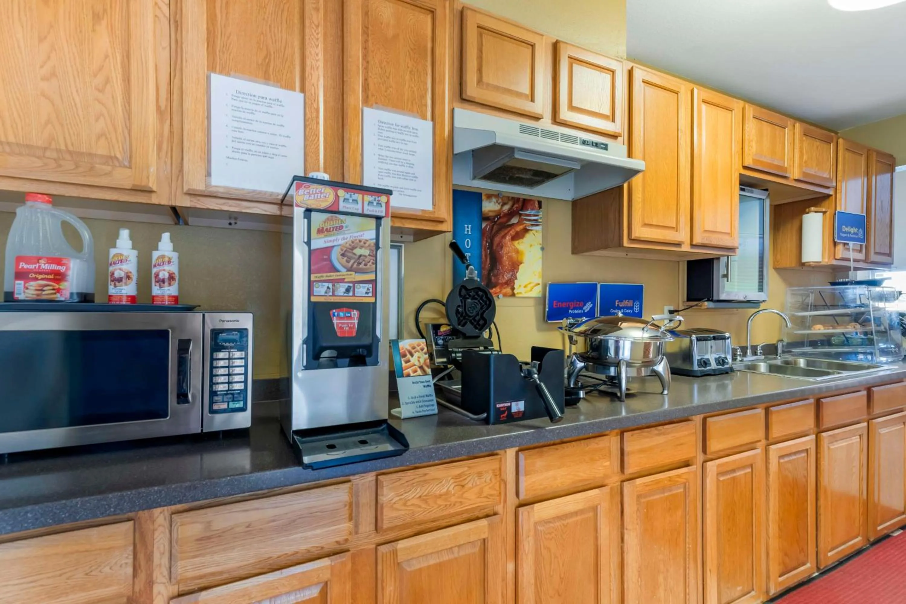 Breakfast in Best Western Executive Inn