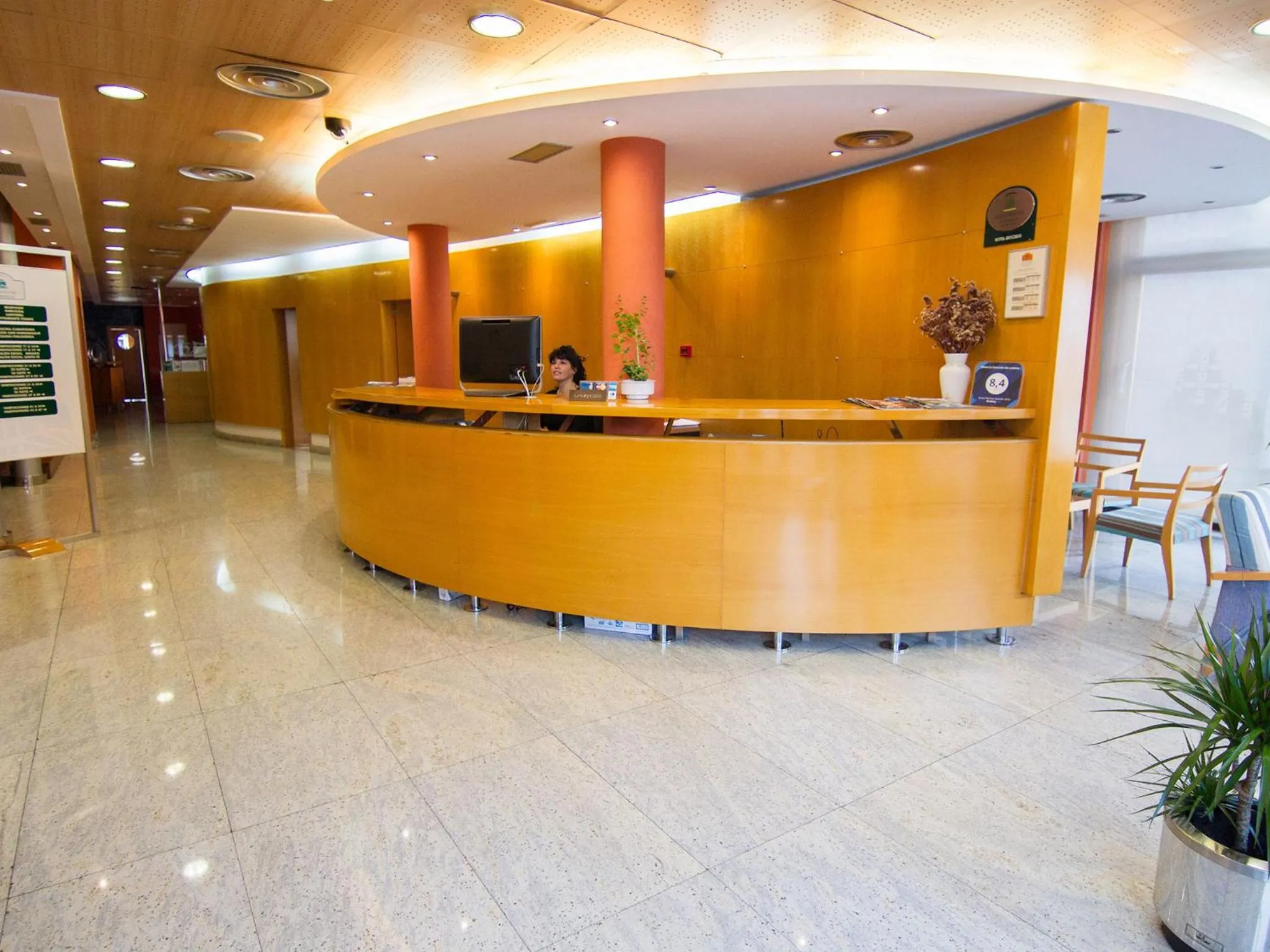 Staff in Hotel La Estación de Luanco